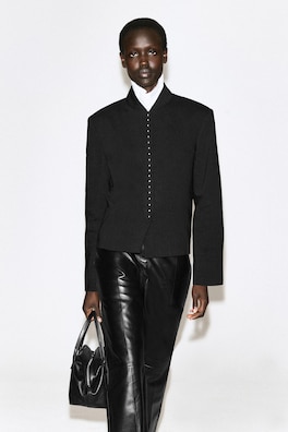 STUD-DETAIL CROPPED LINEN BLAZER — BLACK 2
