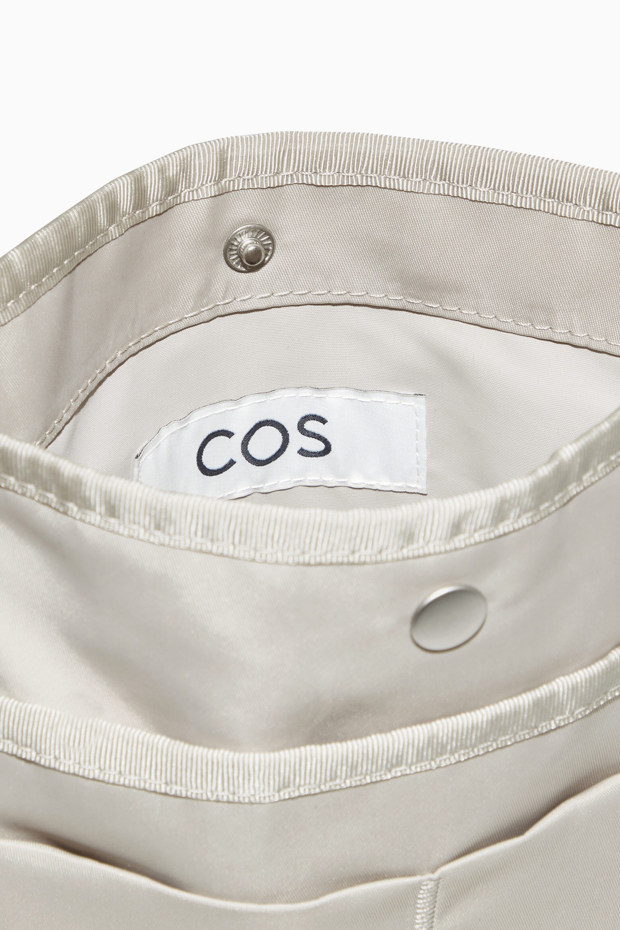 StillMedia/DescriptiveDetail