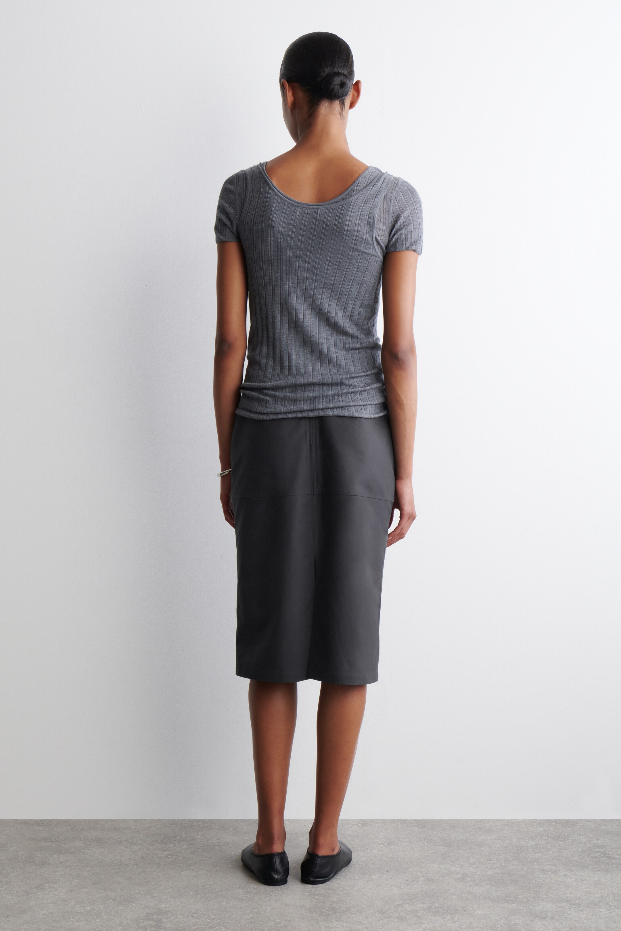 Agrandir l'image: JUPE CRAYON EN COTON - GRIS - FEMME | H&M FR 3