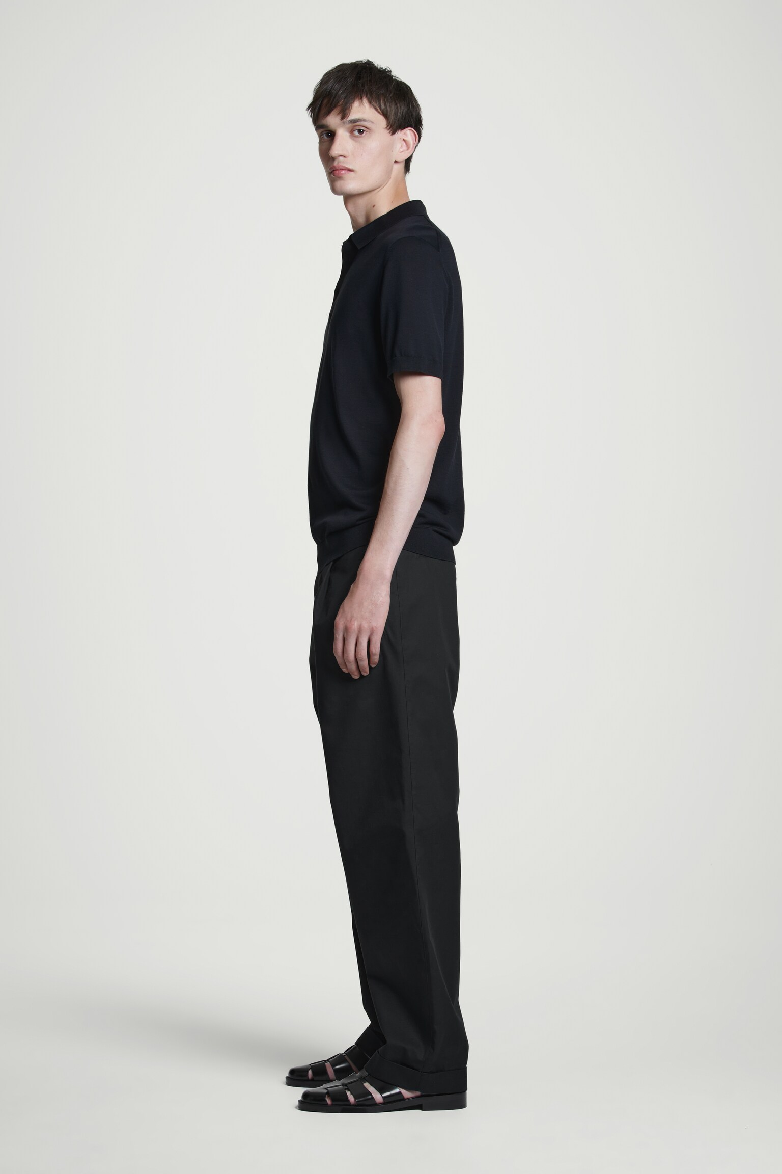 SCHMAL GESCHNITTENES POLOSHIRT AUS SEIDENSTRICK - NAVYBLAU/SCHWARZ - 5