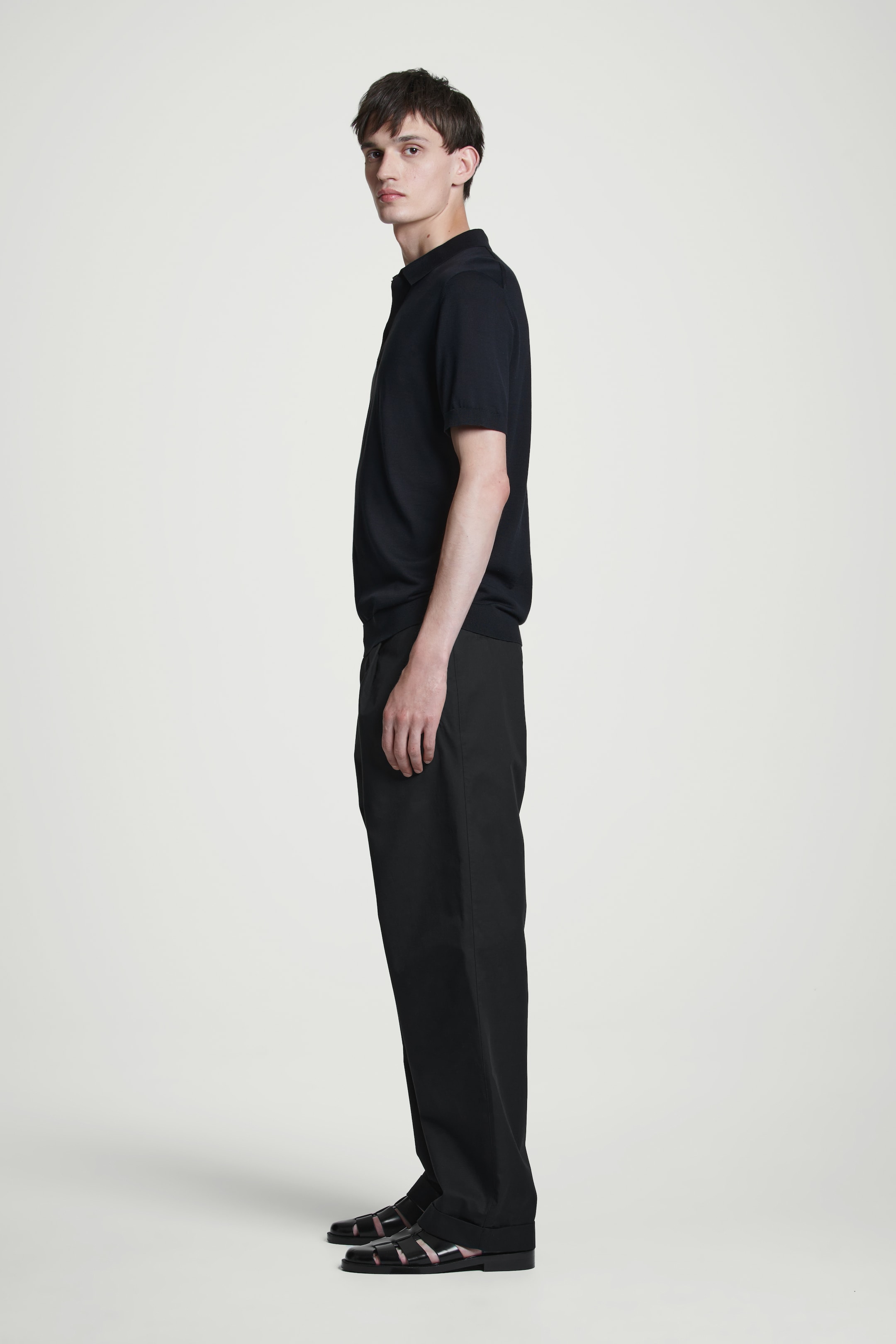 View larger image: SLIM KNITTED SILK POLO SHIRT - NAVY - Men | H&M GB 4