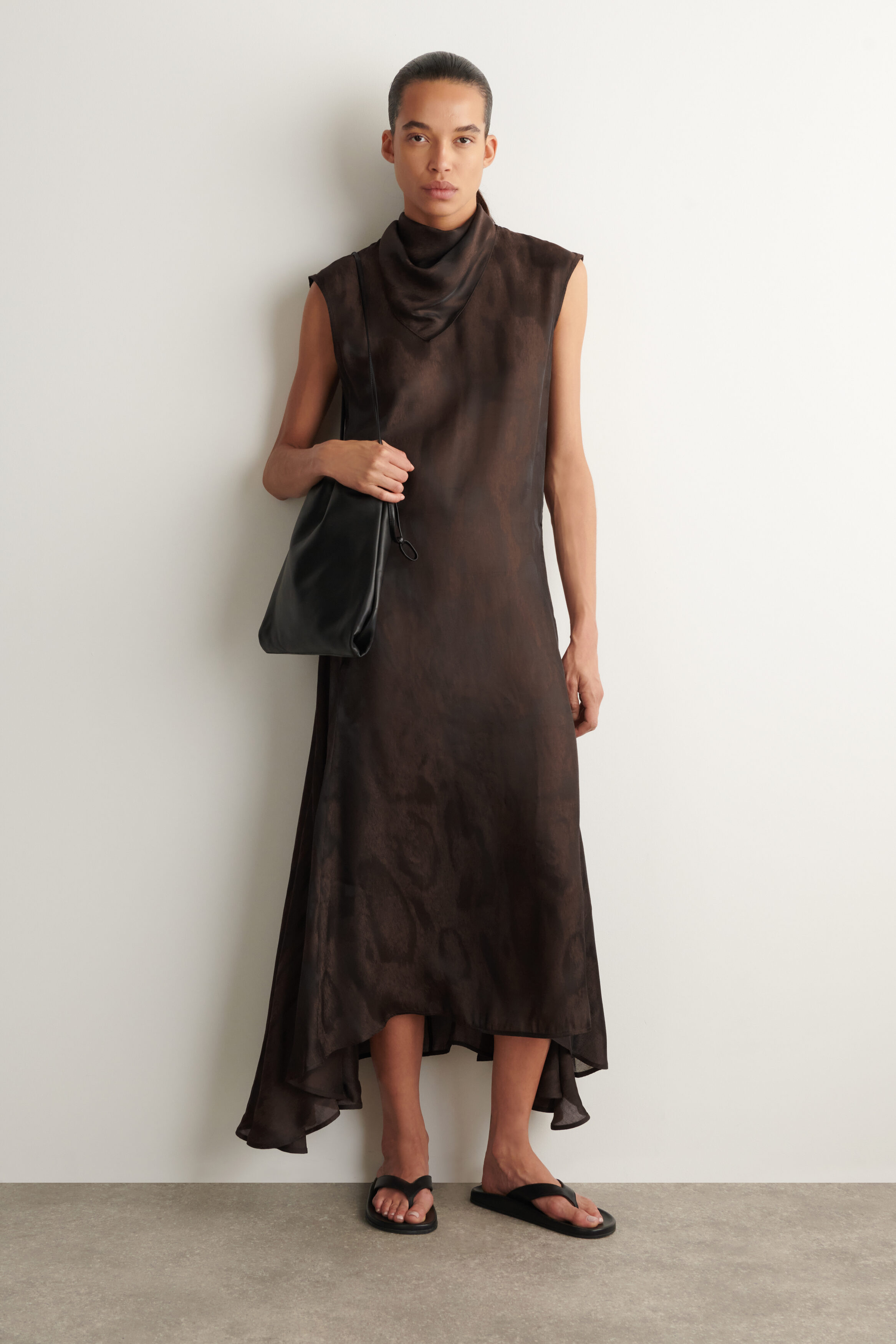 ANIMAL-JACQUARD NECK SCARF - thumbnail 2