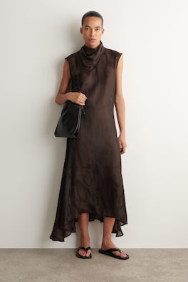 ANIMAL-JACQUARD NECK SCARF — BROWN / ANIMAL PRINT 2