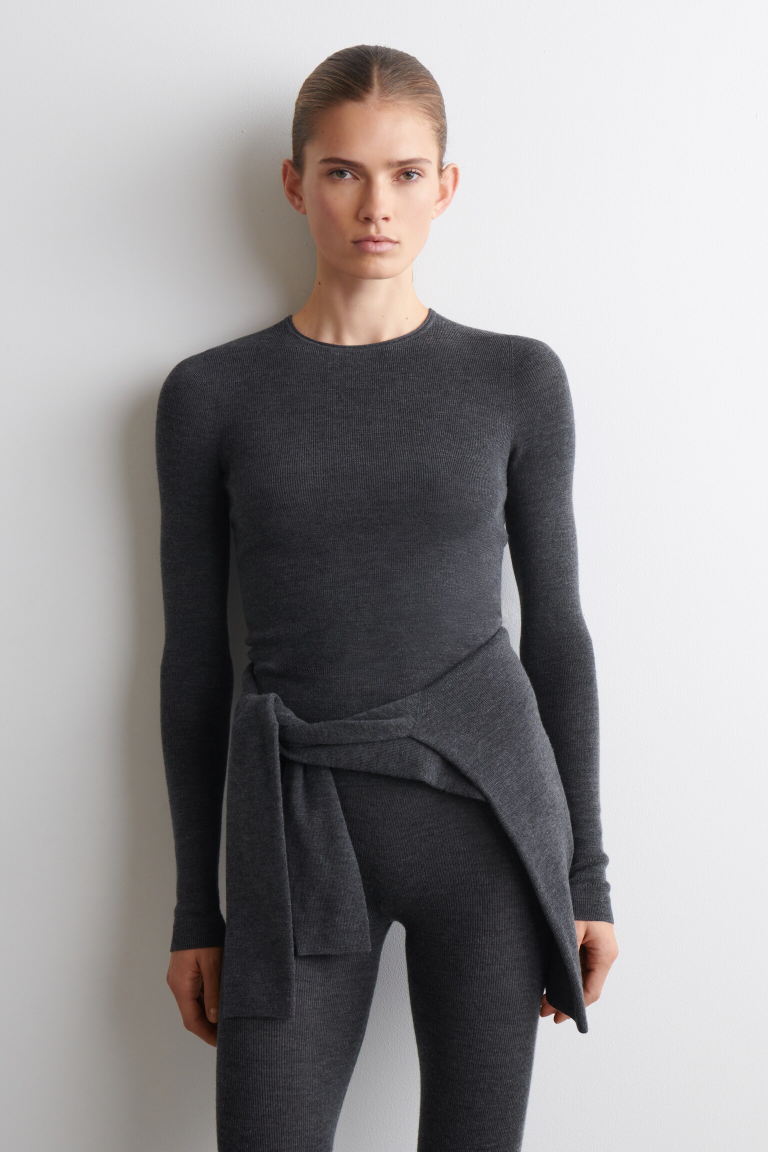 LANGARMSHIRT AUS MERINOWOLLE - ANTHRAZITGRAU MELIERT - 4