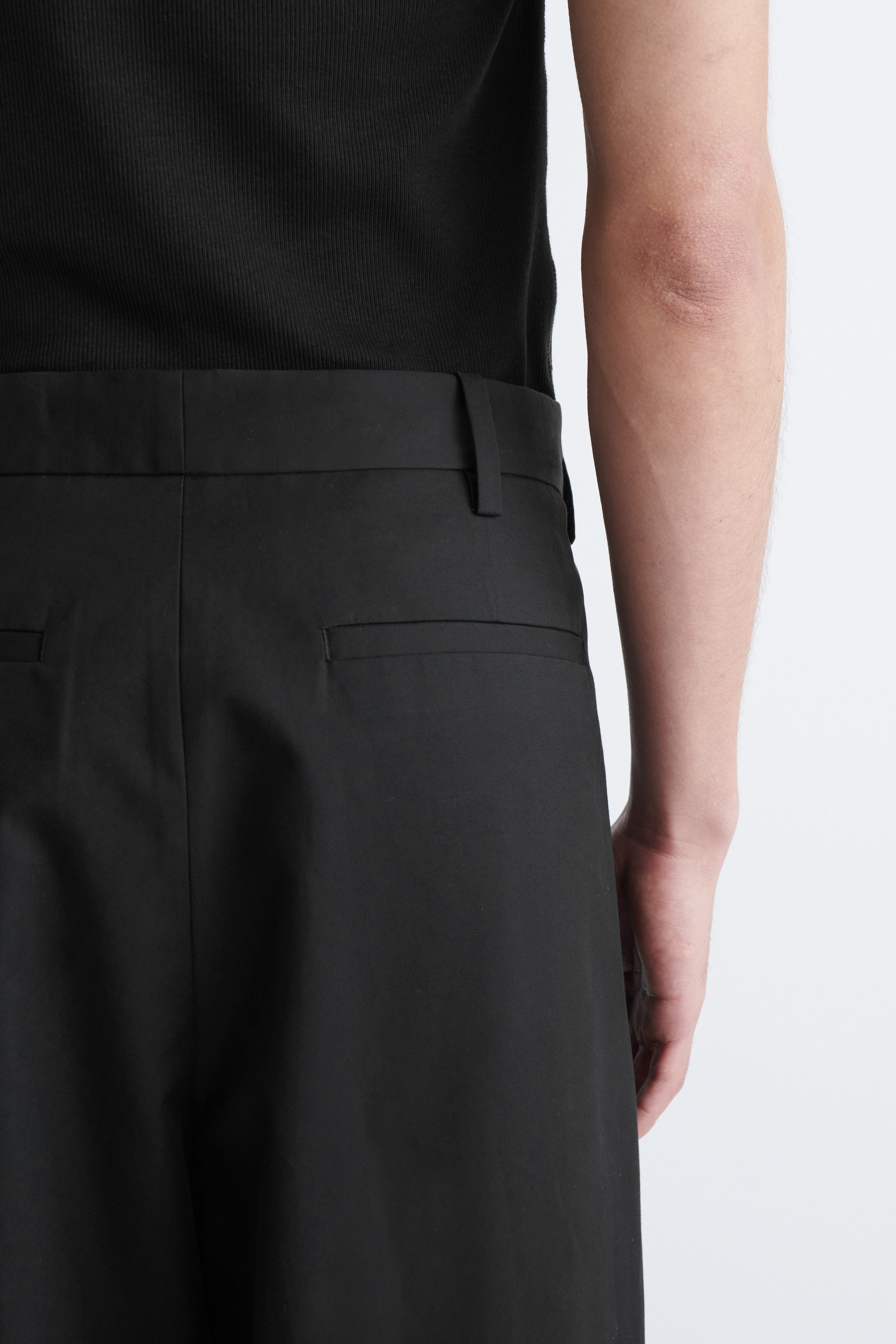 COTTON WIDE-LEG CHINOS