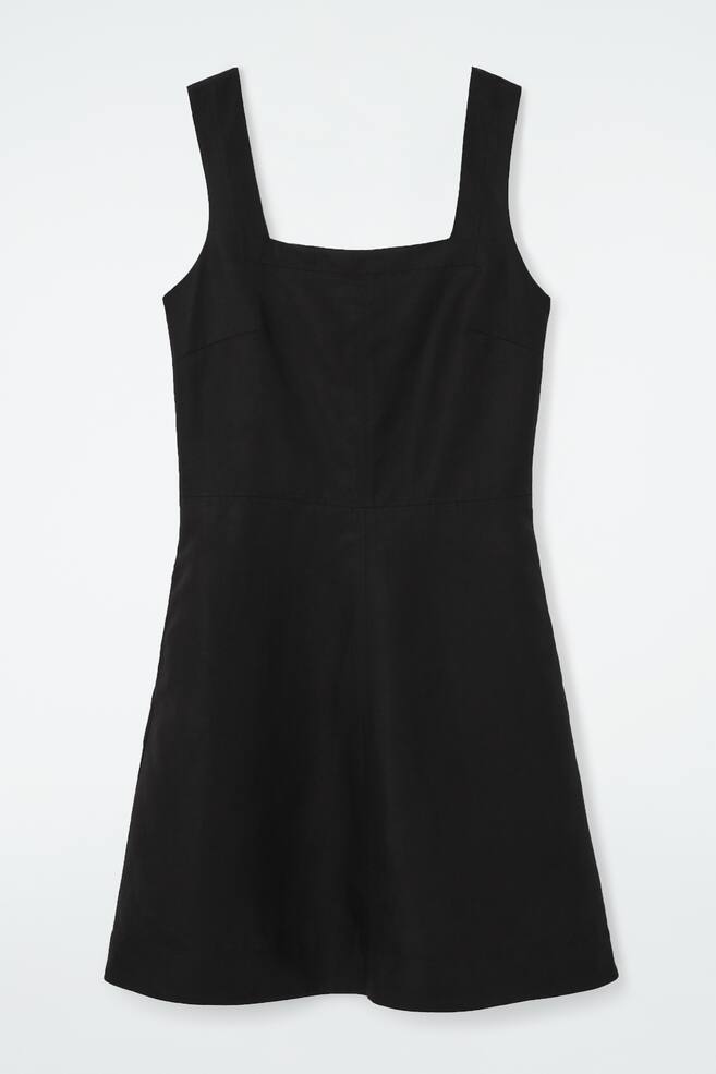 MINI-SCHÜRZENKLEID MIT KARREE-AUSSCHNITT - SCHWARZ/WEISS - 1
