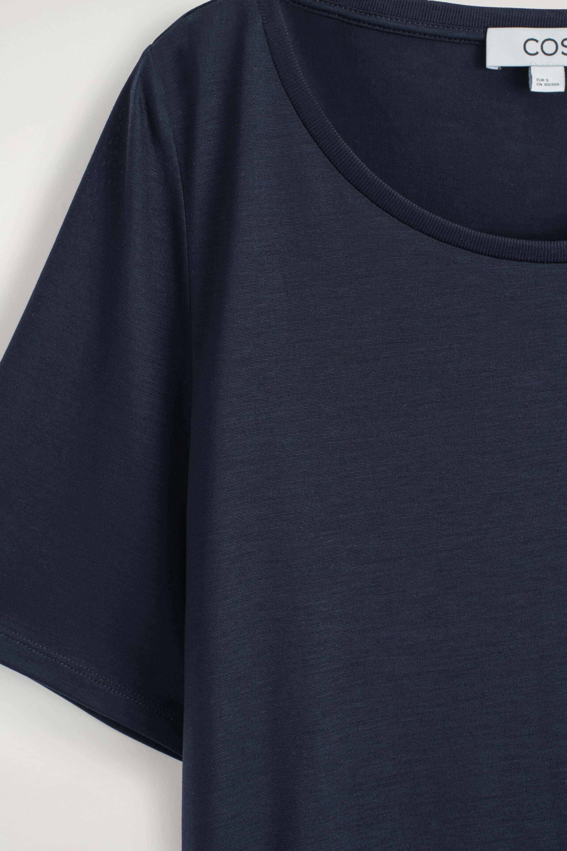 Grösseres Bild ansehen: LOCKERES T-SHIRT MIT TIEFEM AUSSCHNITT - NAVYBLAU - DAMEN | H&M CH 7