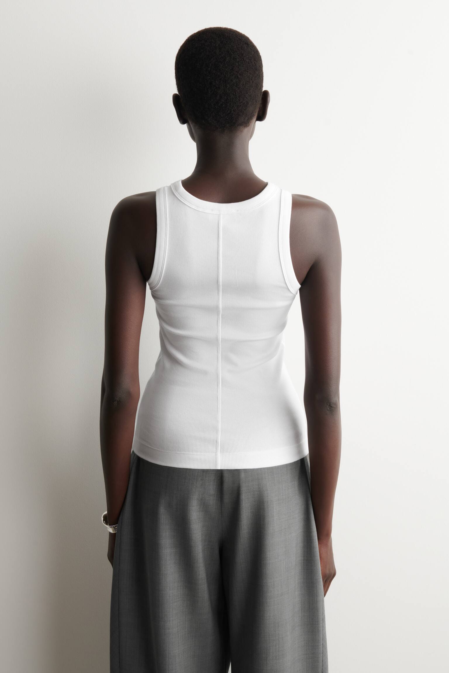 REBROVANÉ BAVLNENÉ TIELKO - BIELA/TMAVOŠEDÁ MELÍR - 3