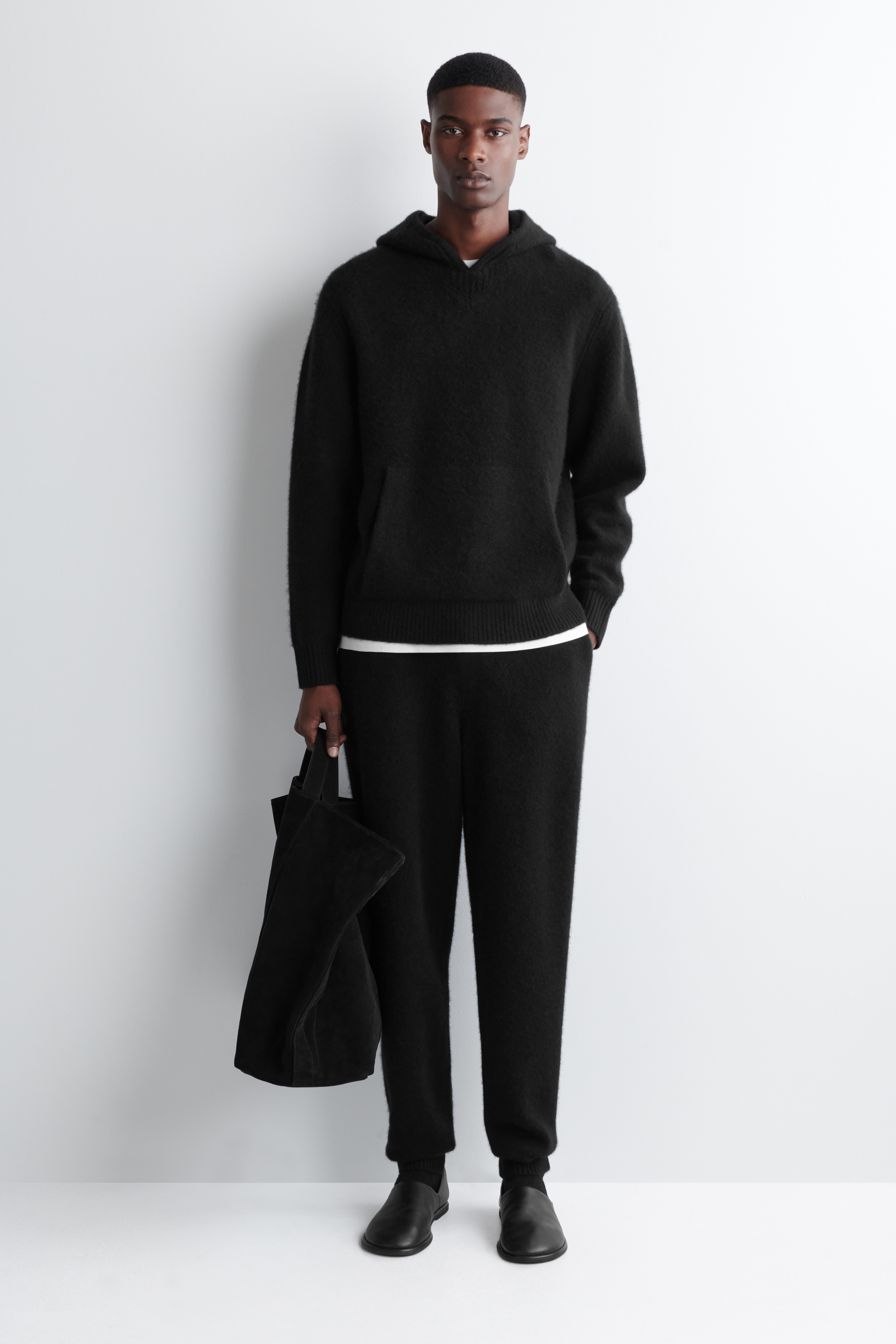 BOILED-CASHMERE JOGGERS - BLACK
