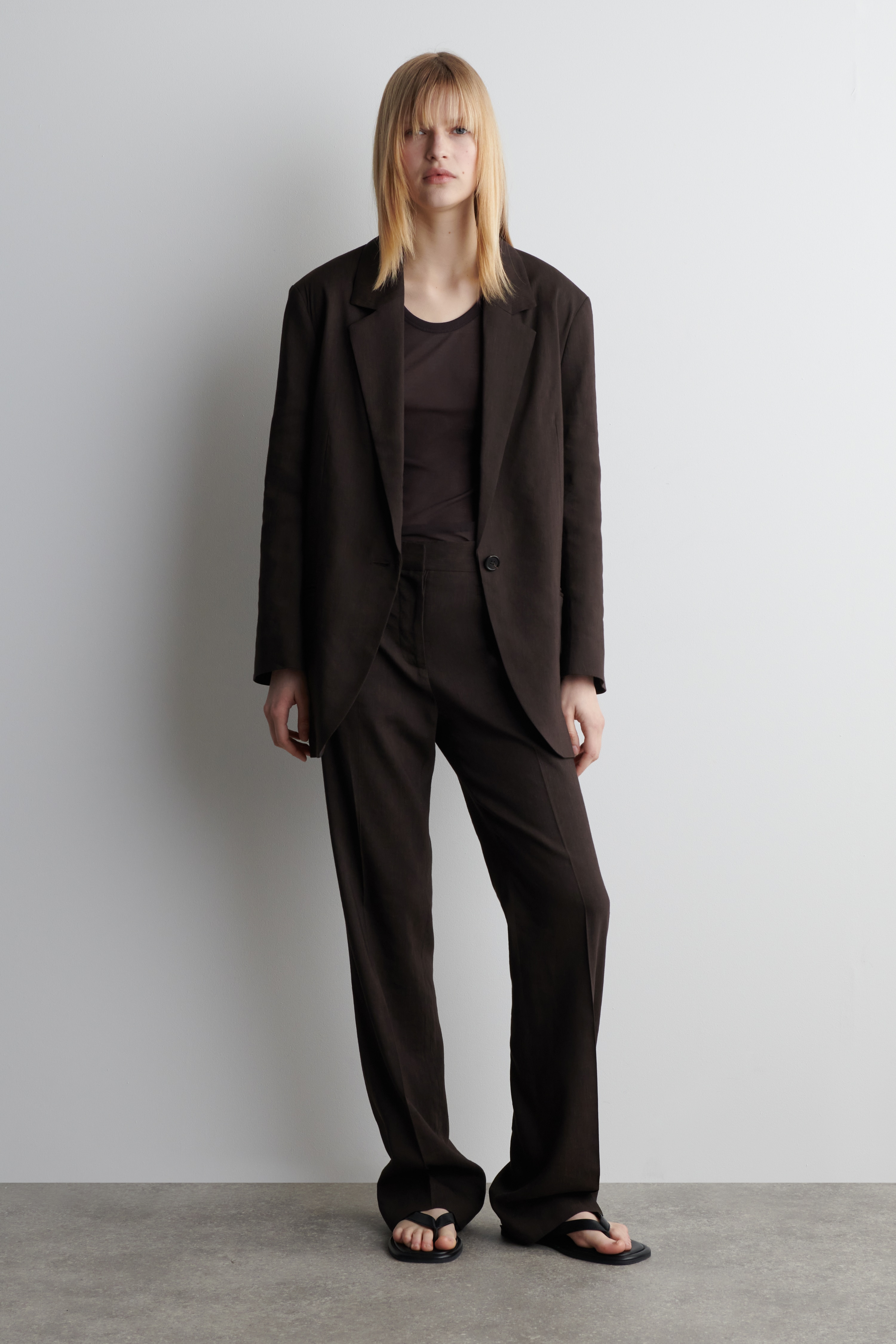 PANTALON DE TAILLEUR DROIT EN LIN - BRUN FONCÉ