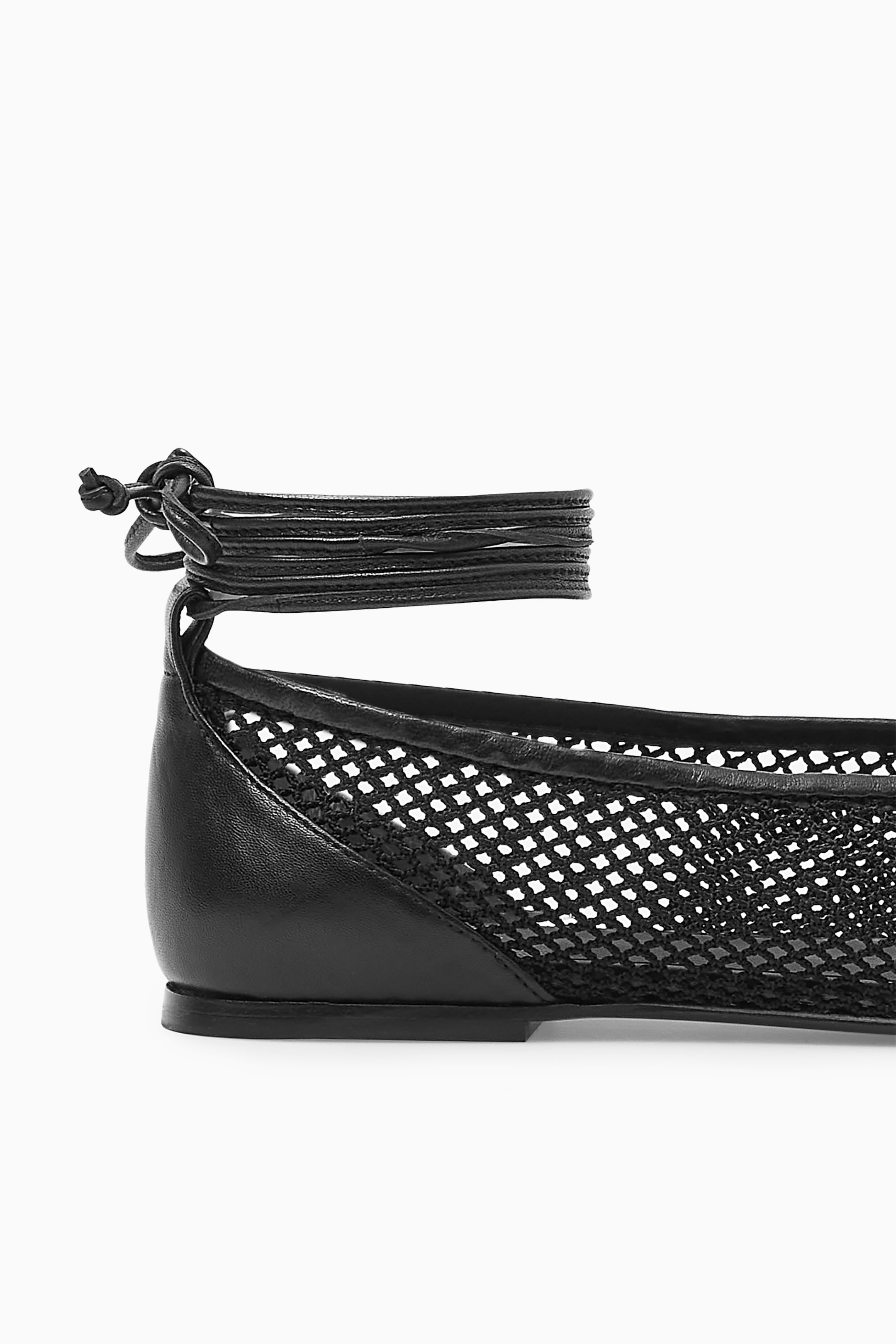 View larger image: LEATHER-TRIMMED MESH BALLET FLATS - BLACK - Ladies | H&M GB 4
