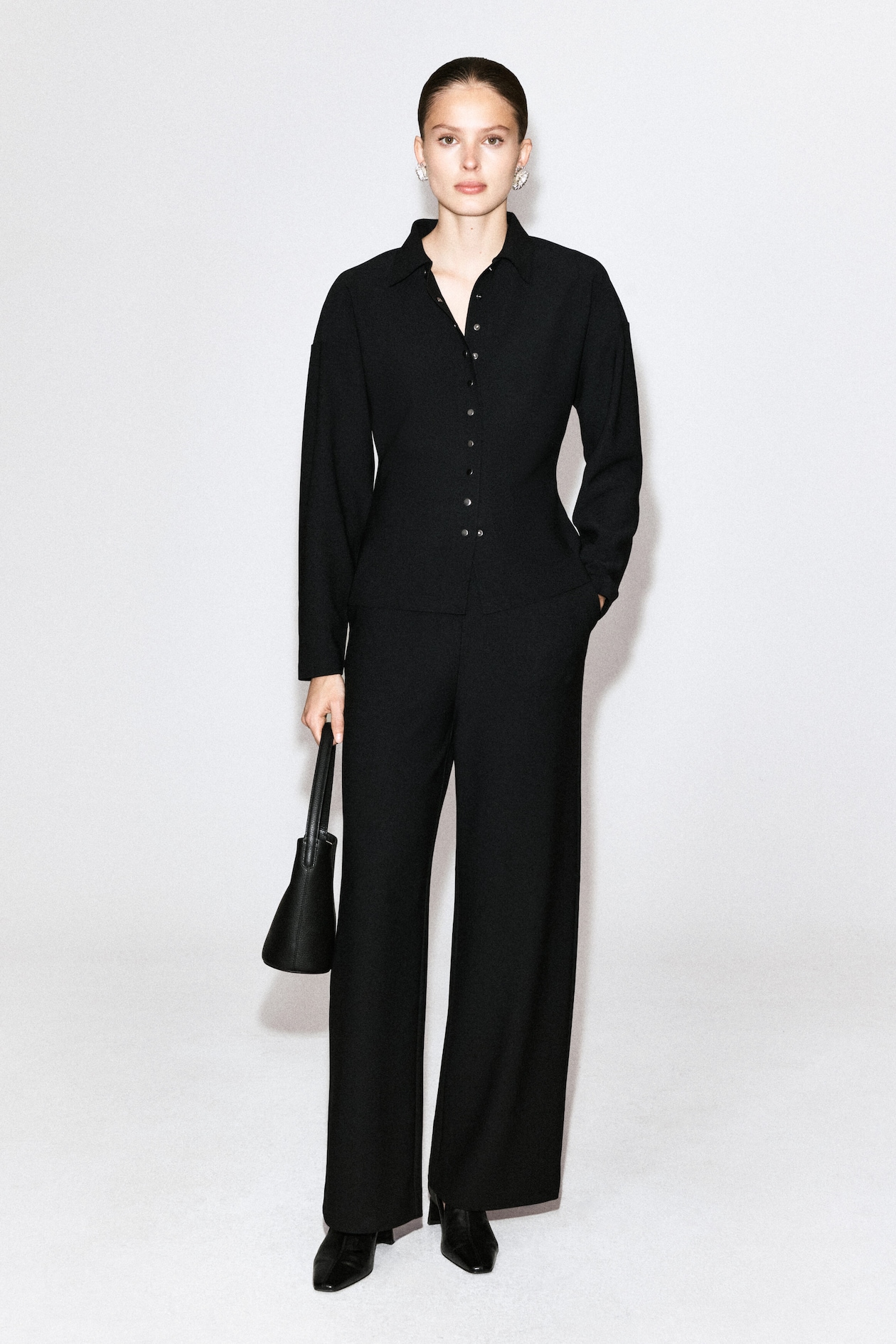 WAISTED CREPE-JERSEY SHIRT — BLACK