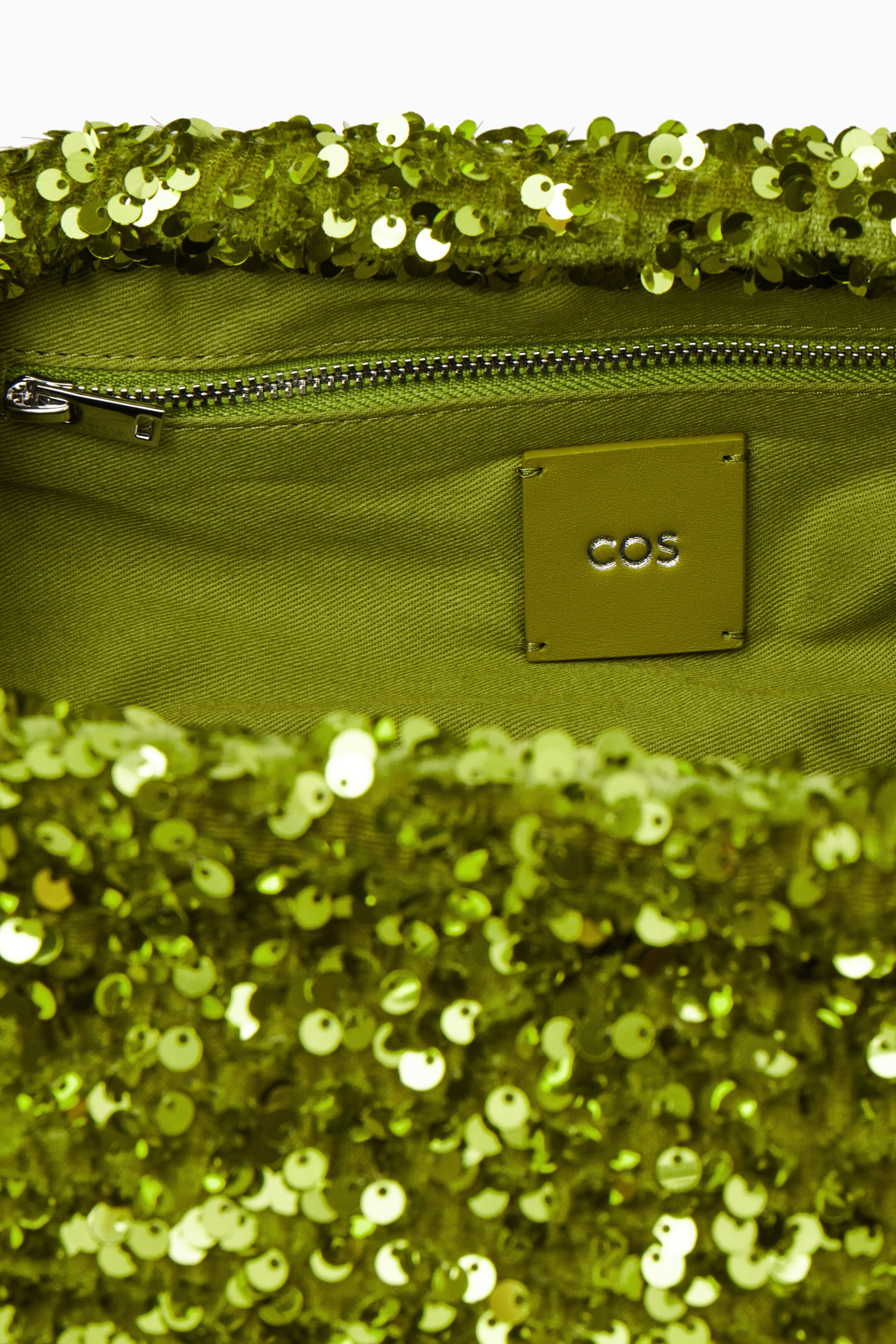 StillMedia/DescriptiveDetail