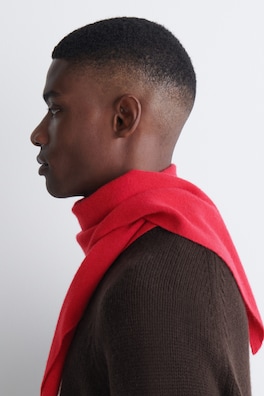 PURE CASHMERE TRIANGLE SCARF — RED 5
