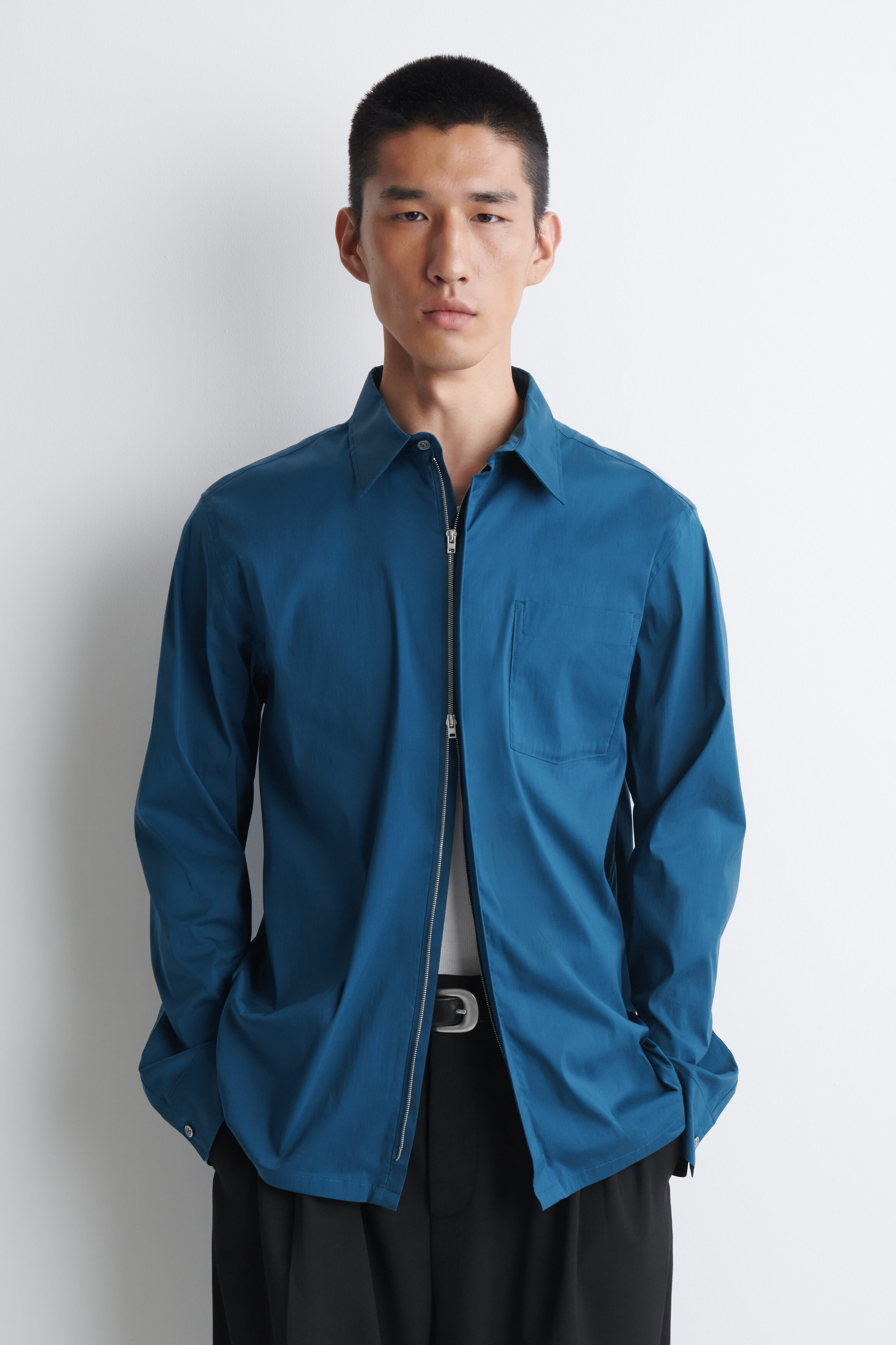 COTTON-BLEND ZIP-UP SHIRT