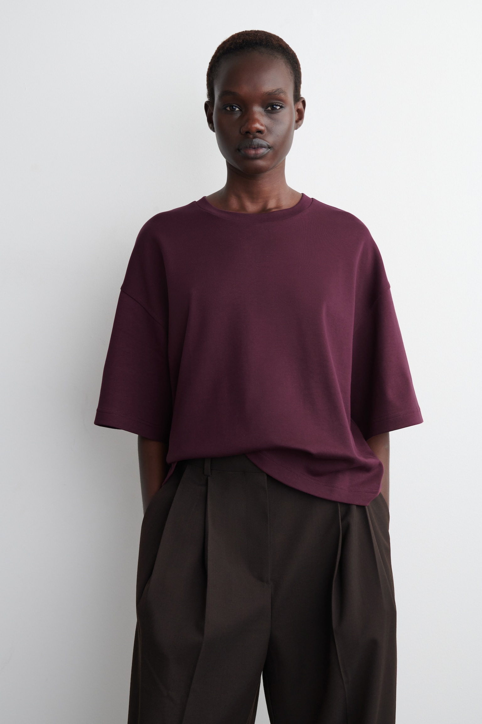 CAMISETA BOXY OVERSIZE - BURDEOS/BLANCO/AZUL CLARO
