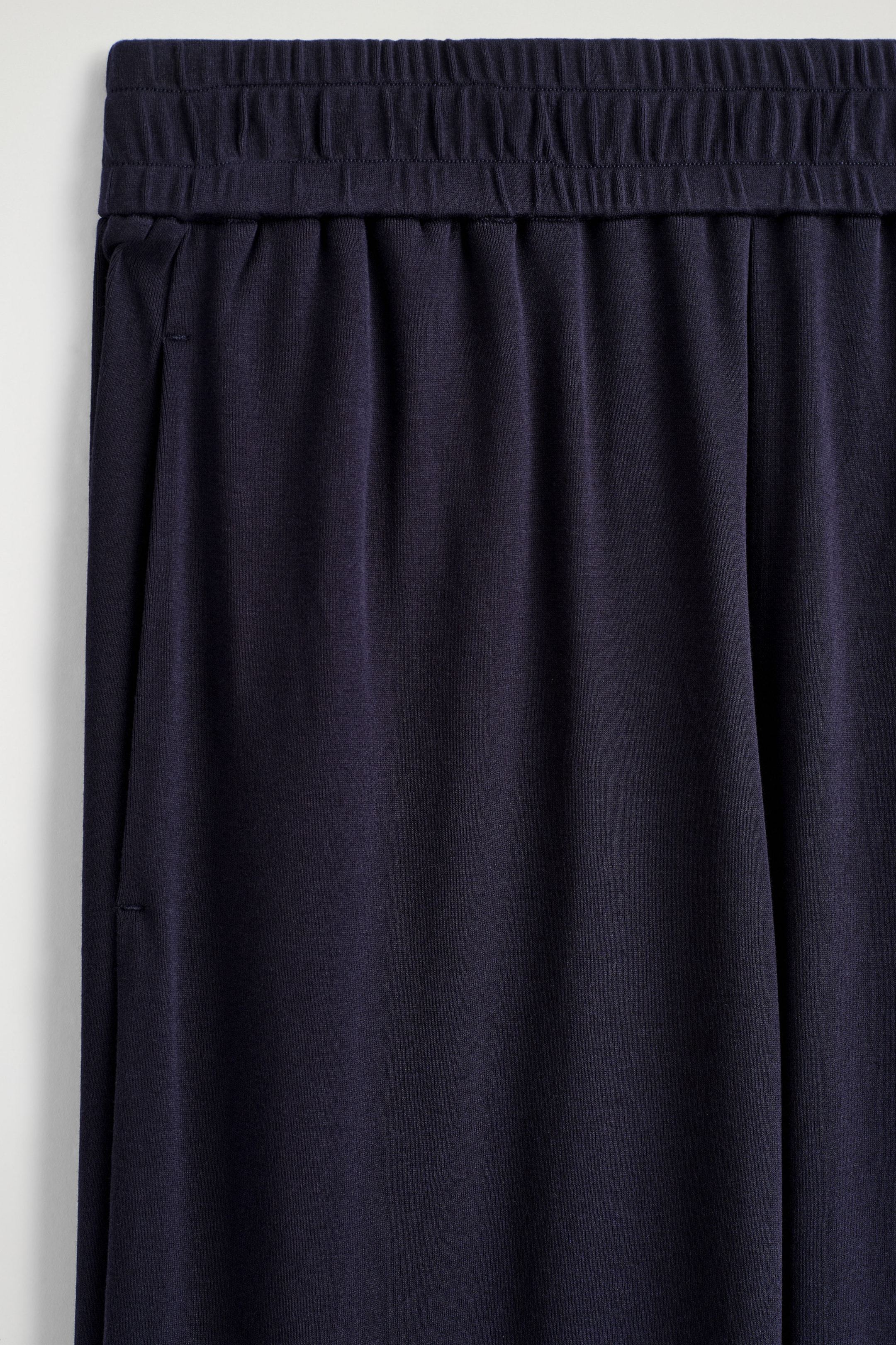 StillMedia/DescriptiveDetail