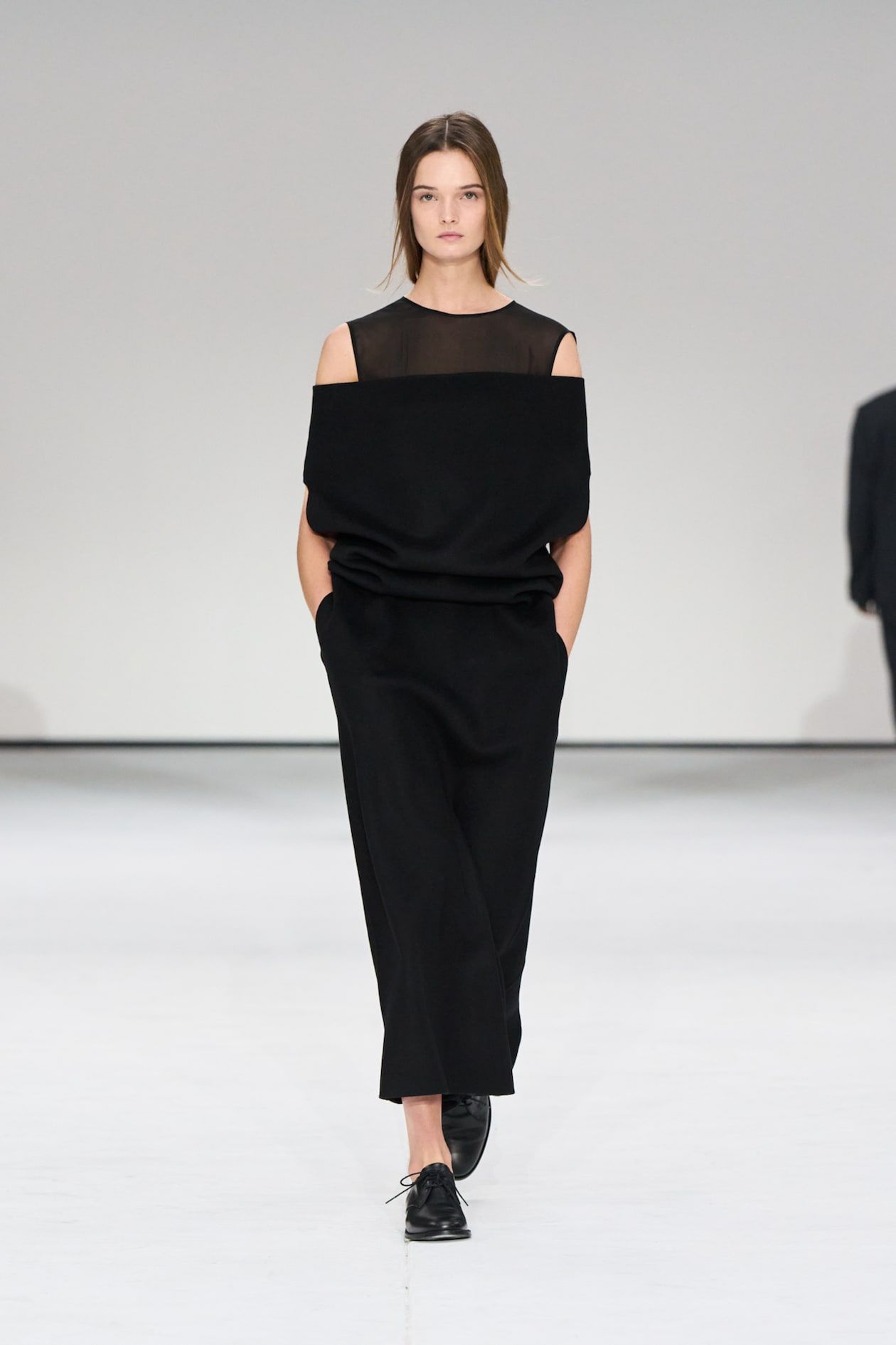 OFF-THE-SHOULDER WOOL-SILK DRESS - CARBON | COS