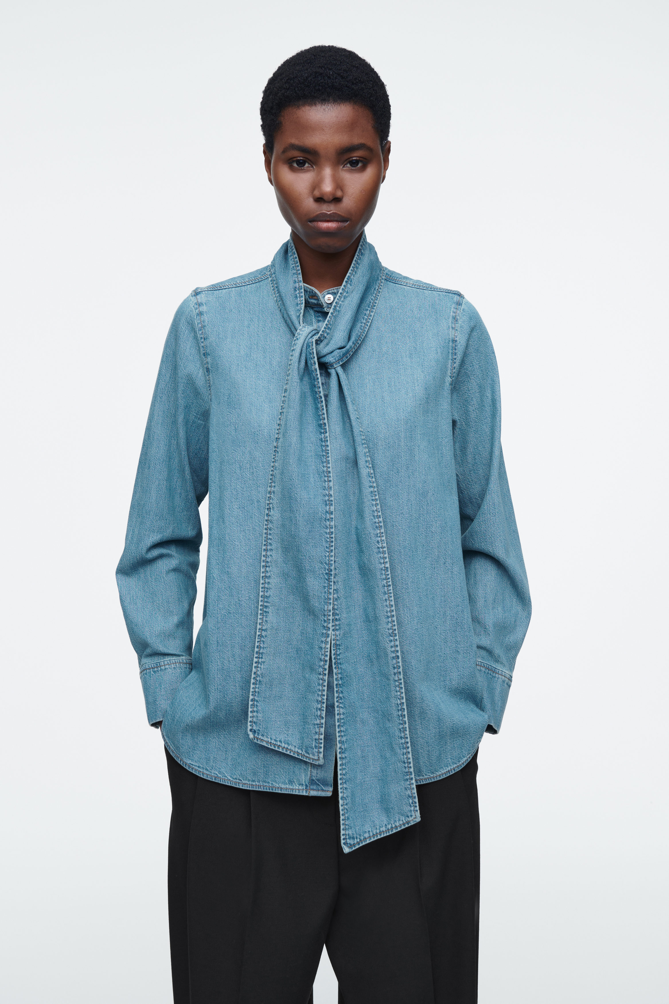 トップス meer. TIE BLOUSE So Sleek Satin Tie-Front Blouse | Windsor