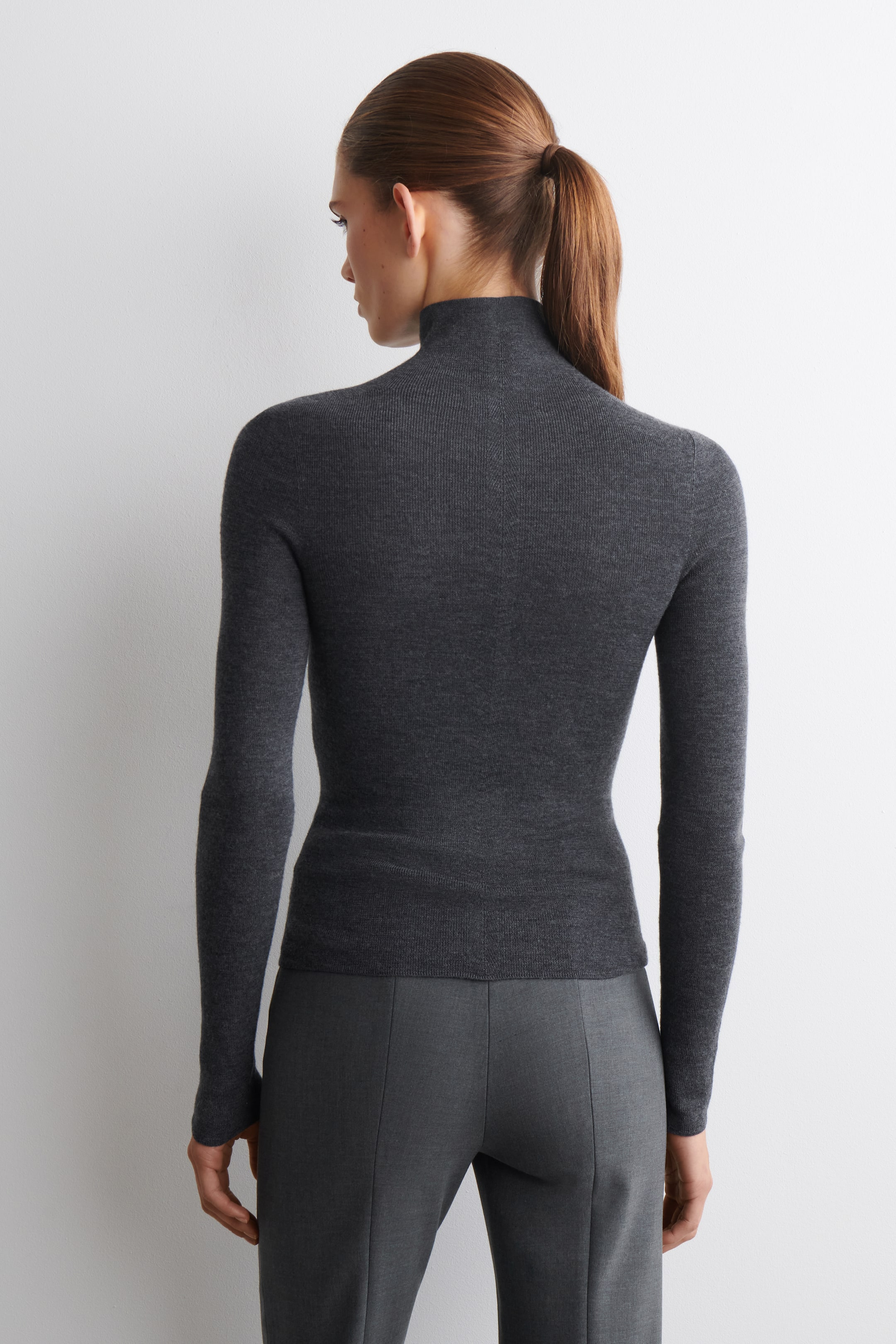 Sous-couche Zippée En Laine Mérinos Howies - Gris Anthracite Taille S