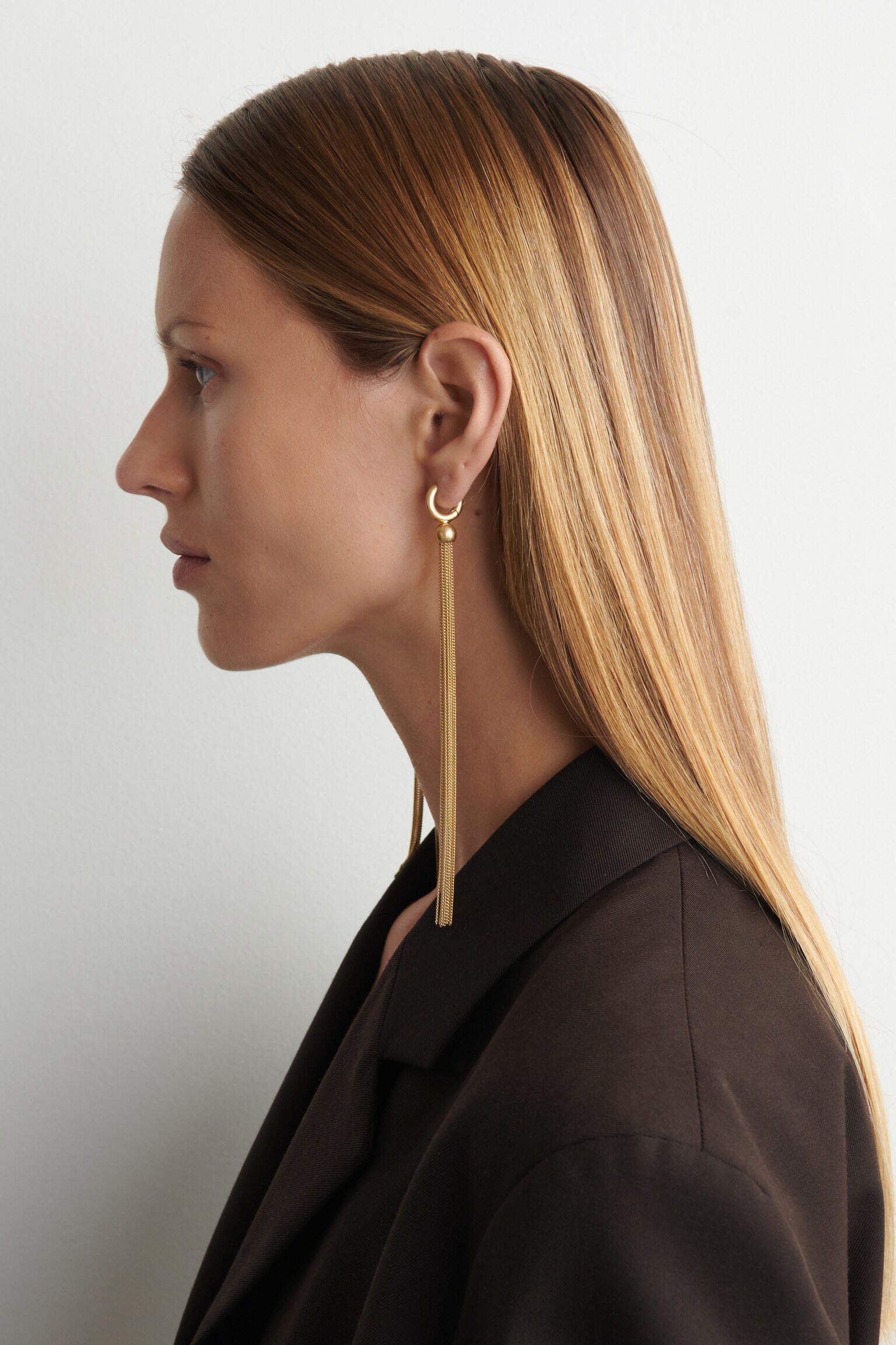 ELONGATED TASSELLED EARRINGS - GOLD - 3