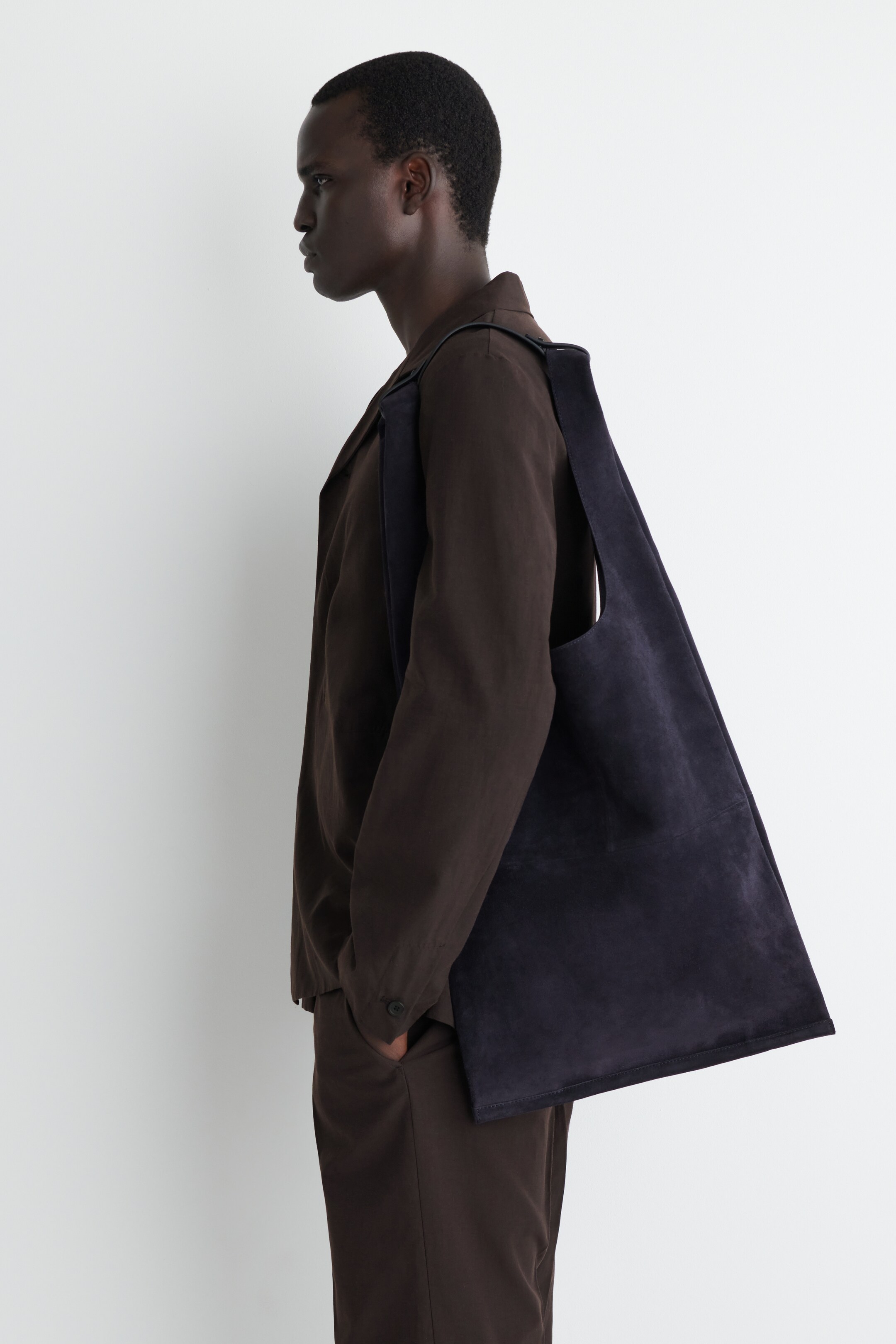 Grotere afbeelding bekijken: NONCHALANTE TAS - SUÈDE - MARINEBLAUW - HEREN | H&M BE 3