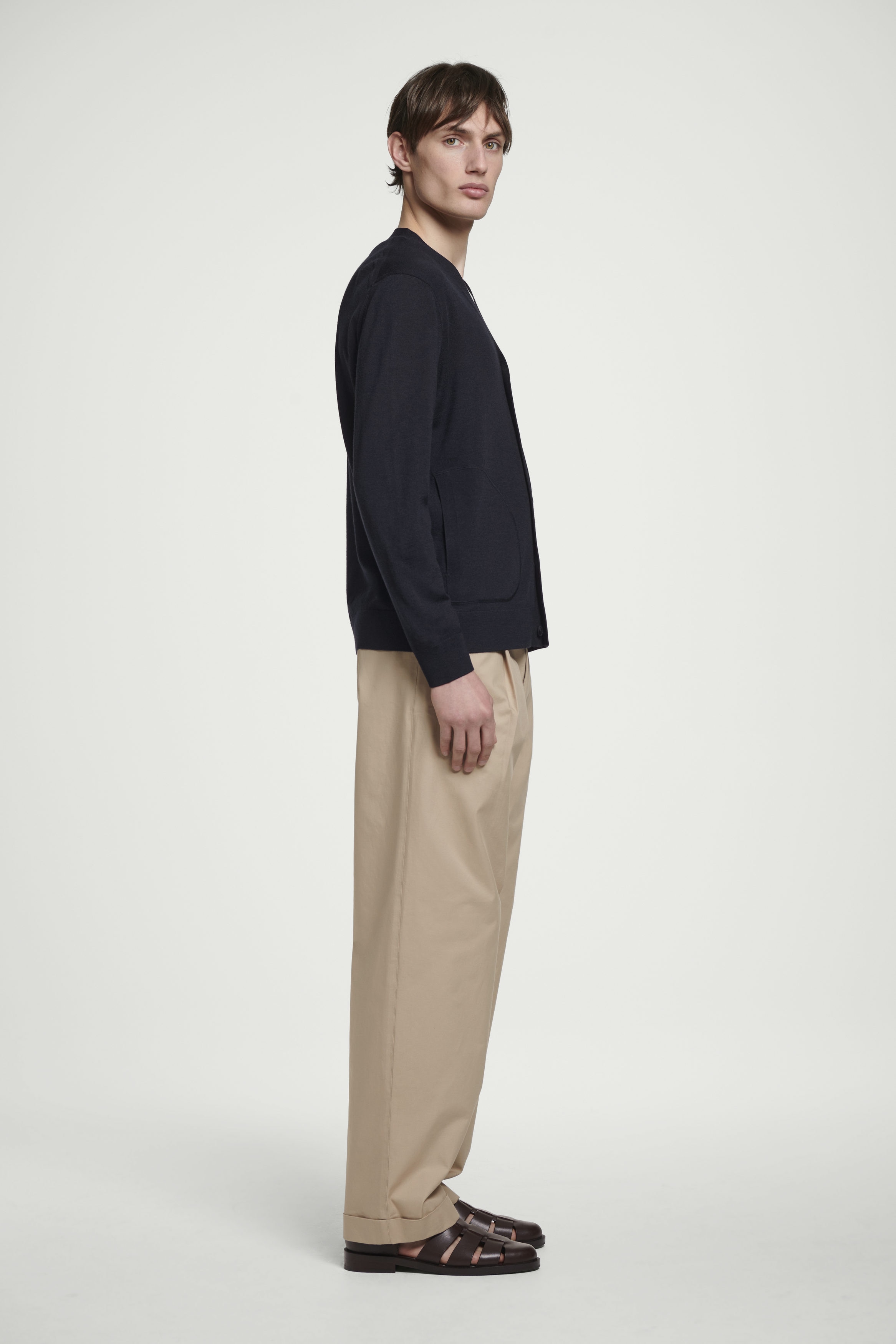 COS ウール　ボタン　カーディガン ネイビー OVERSIZED WOOL V-NECK CARDIGAN オーバーサイズウールVネック