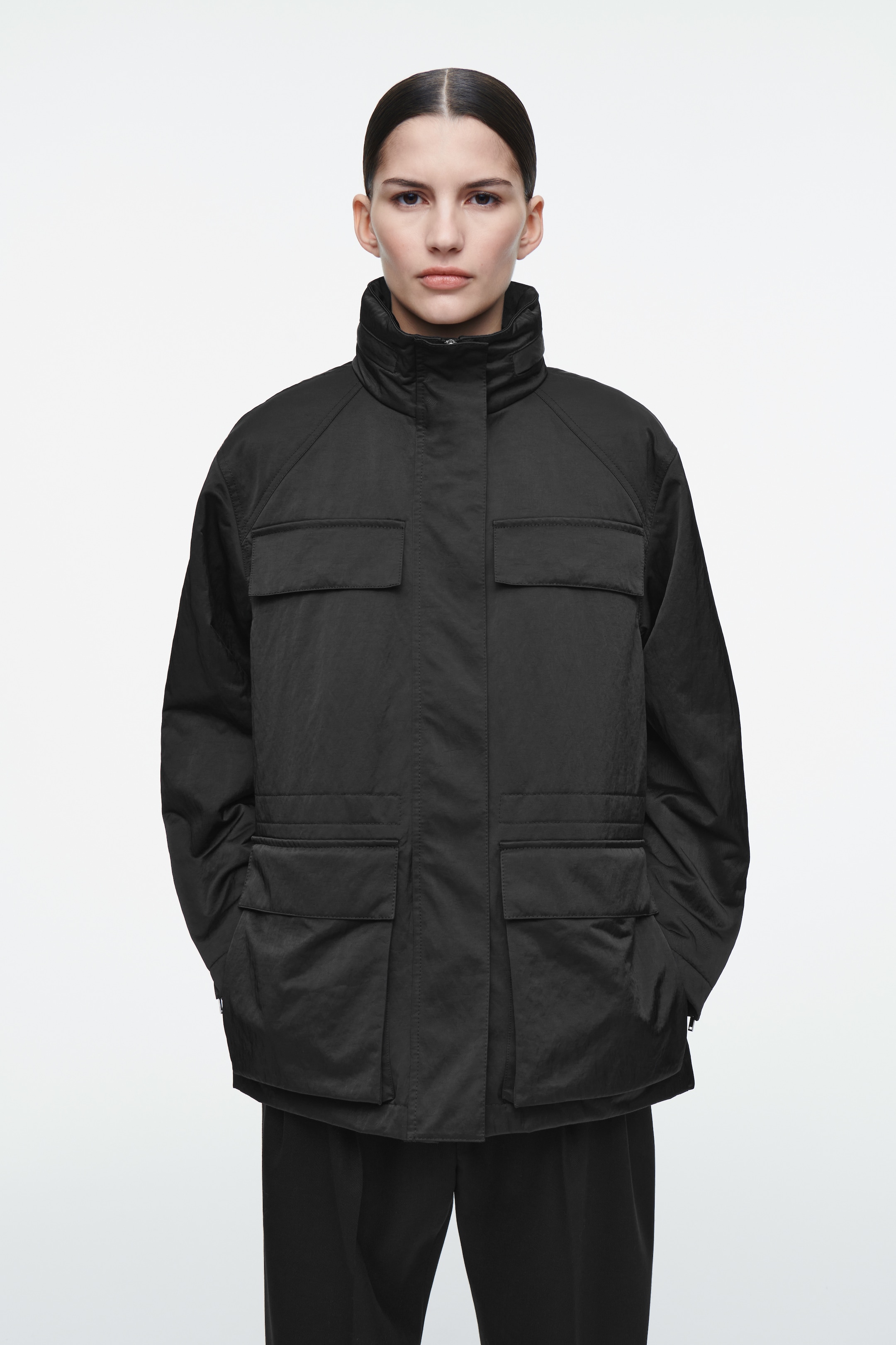 Visualizza immagine più grande: GIACCA UTILITY AVVITATA - NERO - DONNA | H&M IT 1