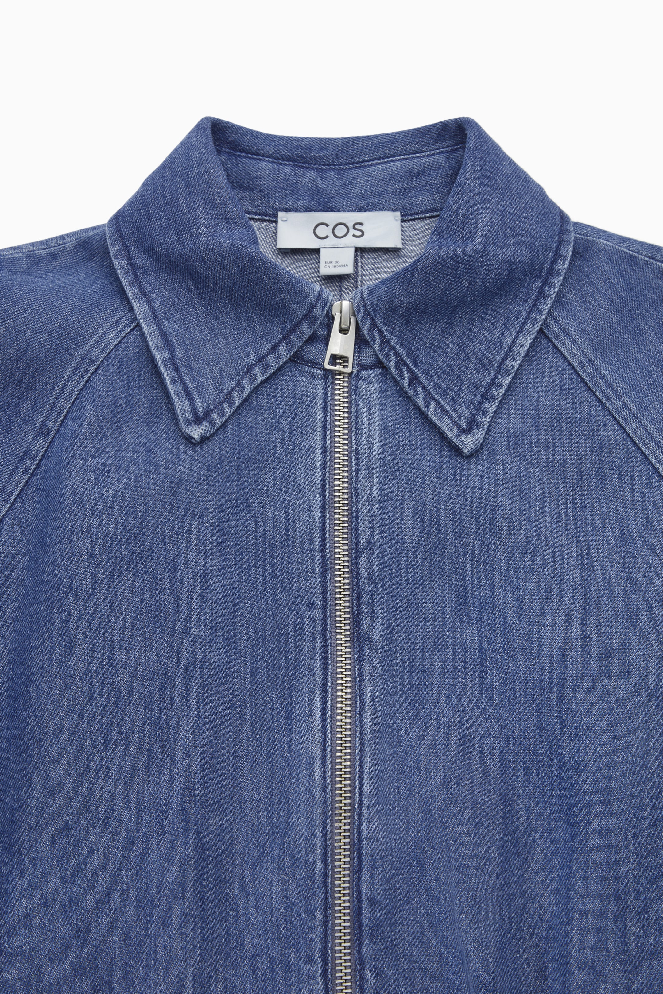 StillMedia/DescriptiveDetail