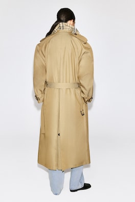 CHECK-DETAIL BELTED COTTON TRENCH COAT — BEIGE / CHECKED 5