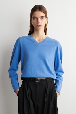 MERINO WOOL V-NECK JUMPER — BLUE 1