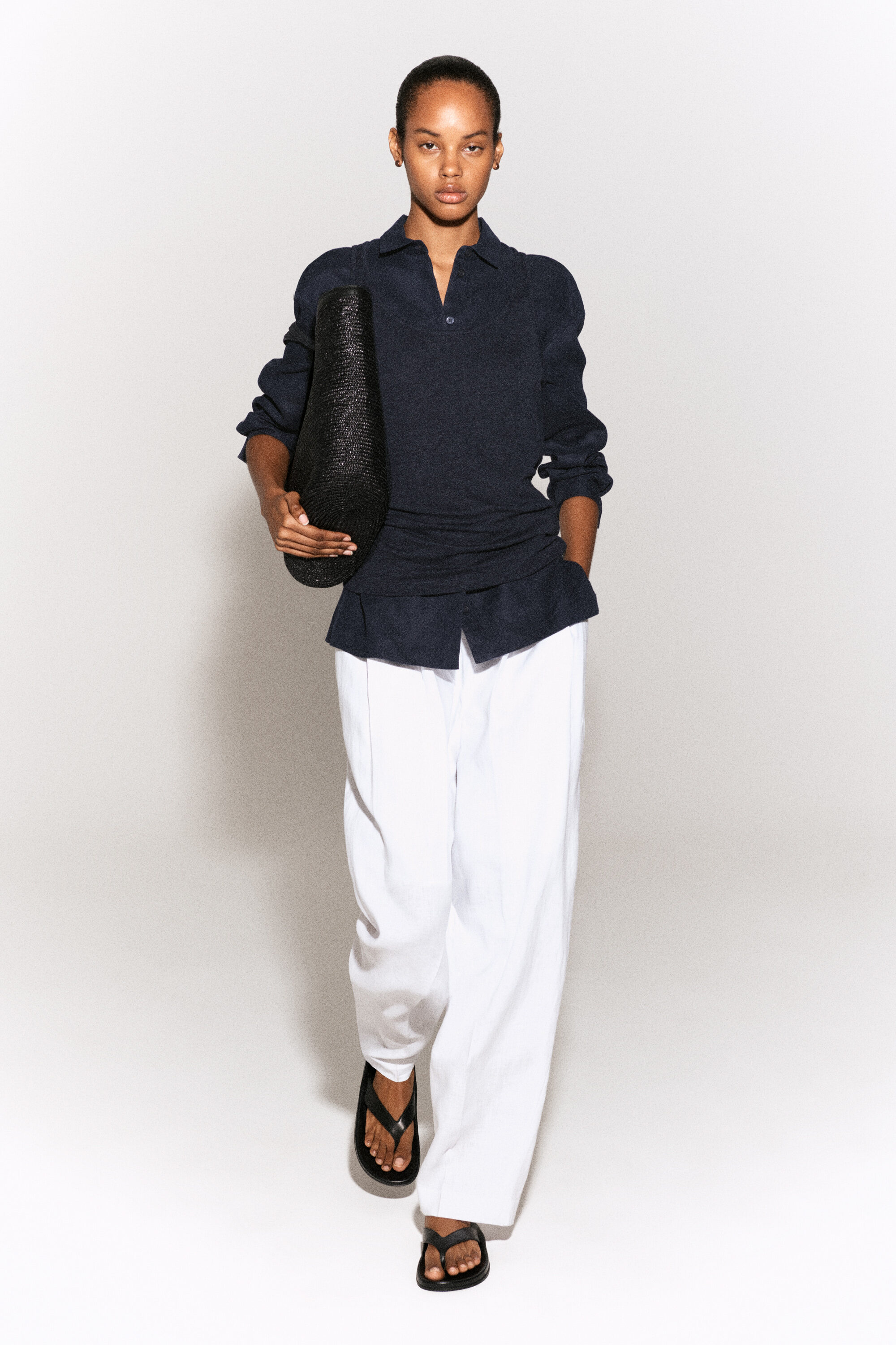 EMBROIDERED-DETAIL LINEN SHIRT - NAVY | COS US