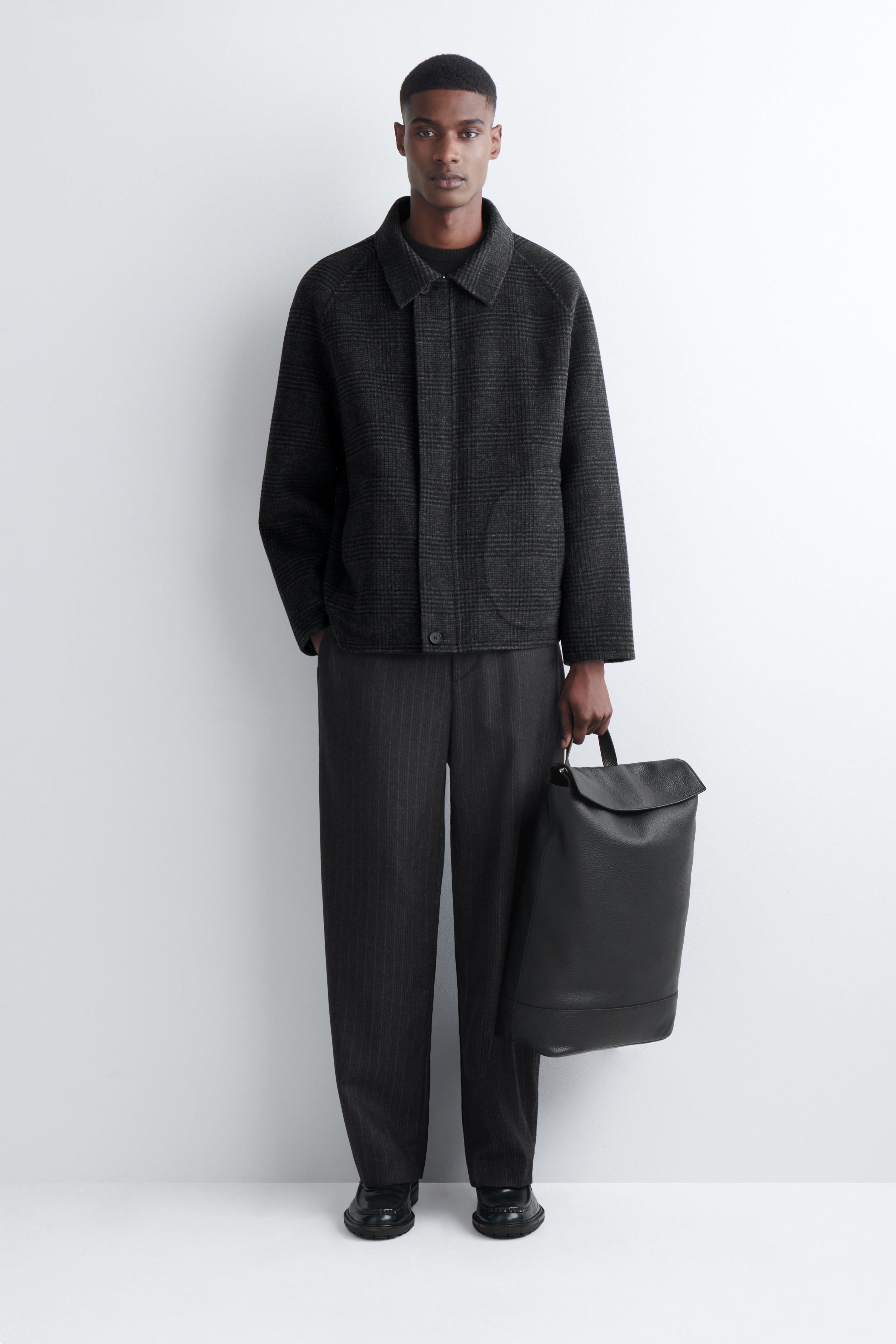 CLASSIC BACKPACK - LEATHER - BLACK