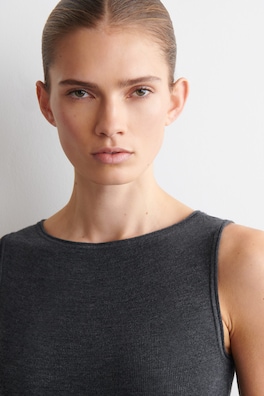 SEAMLESS MERINO WOOL MINI DRESS — CHARCOAL MÉLANGE 6