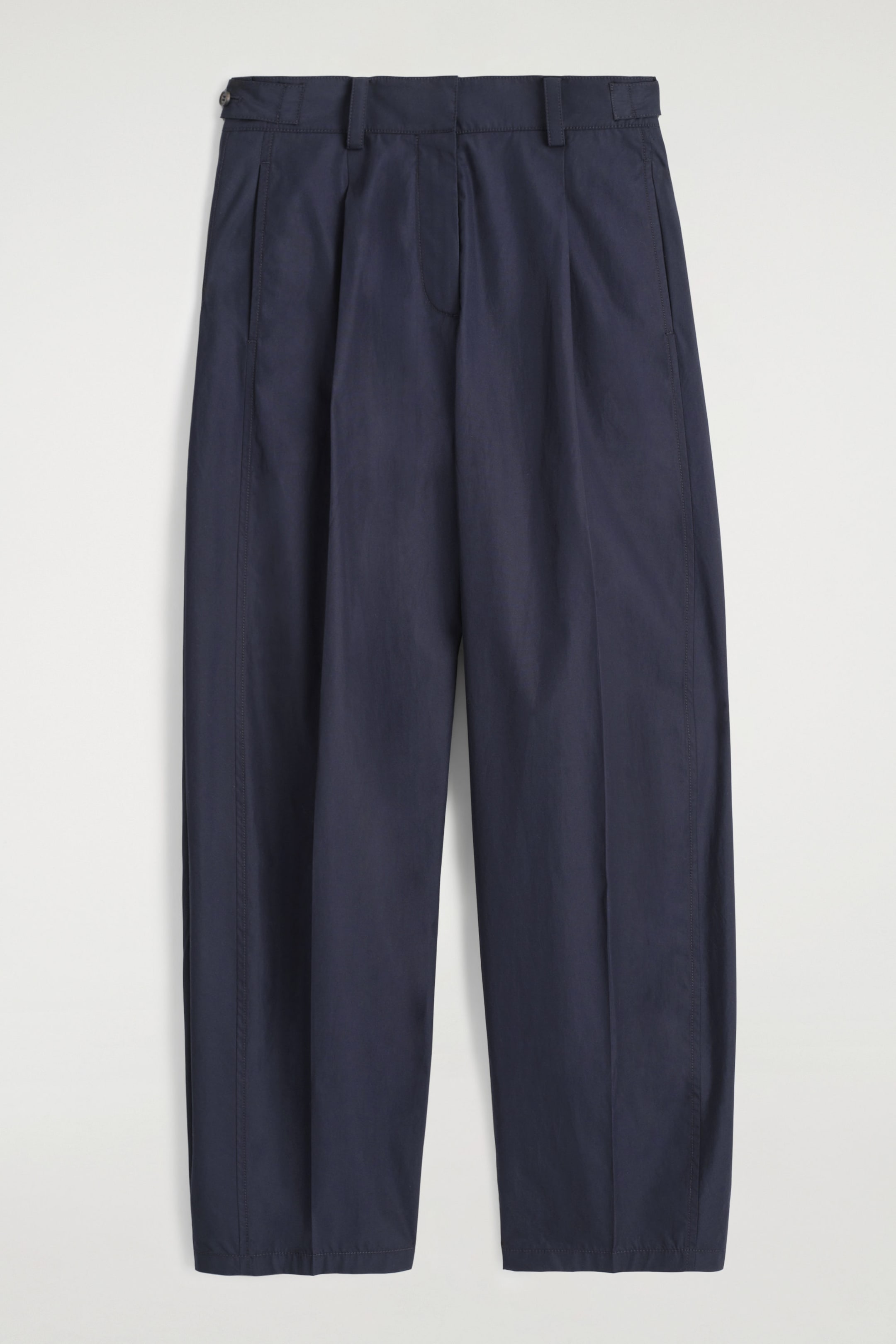 PLEATED COTTON BARREL-LEG TROUSERS