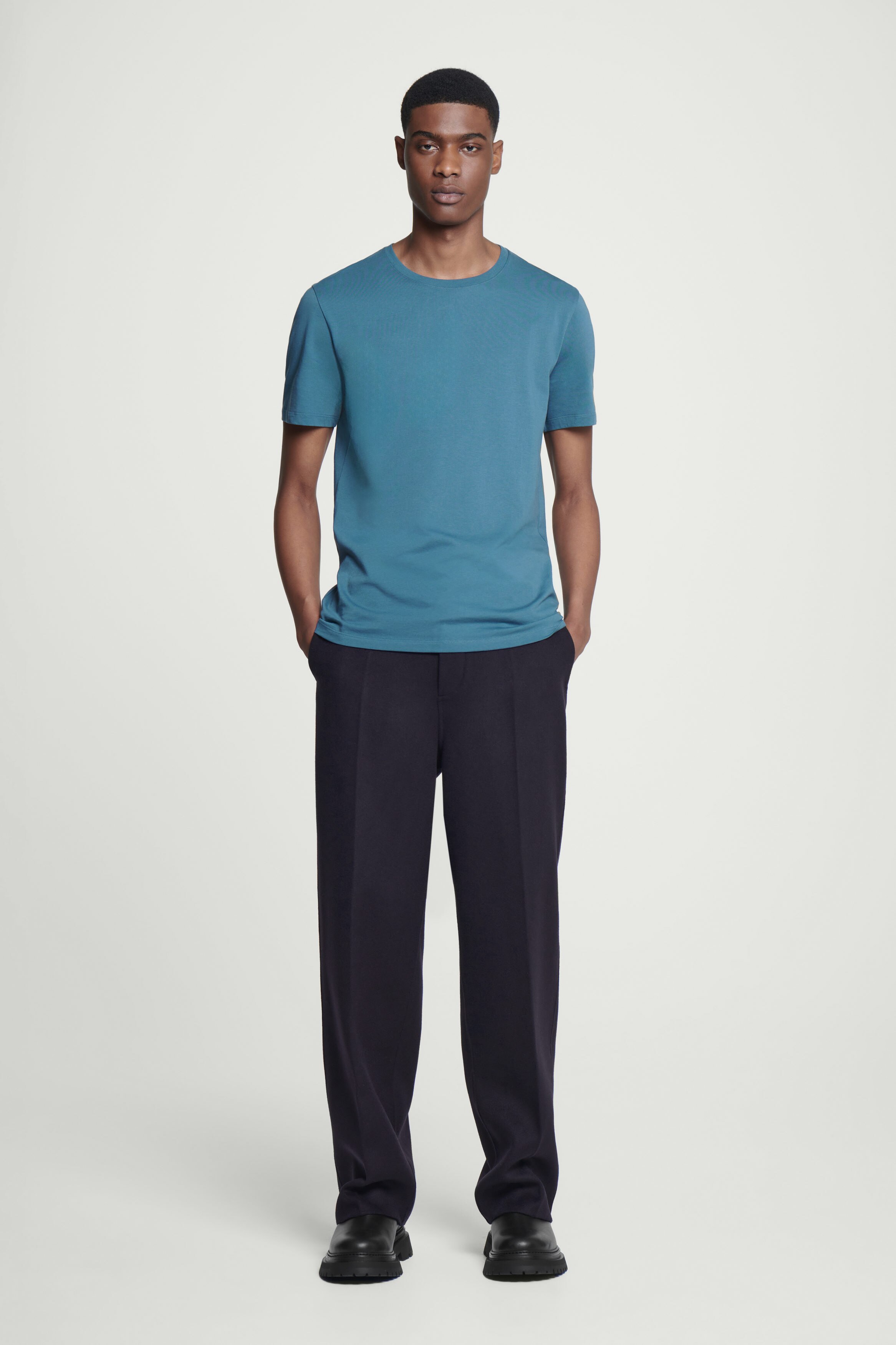REGULAR COTTON T-SHIRT - BLUE | COS