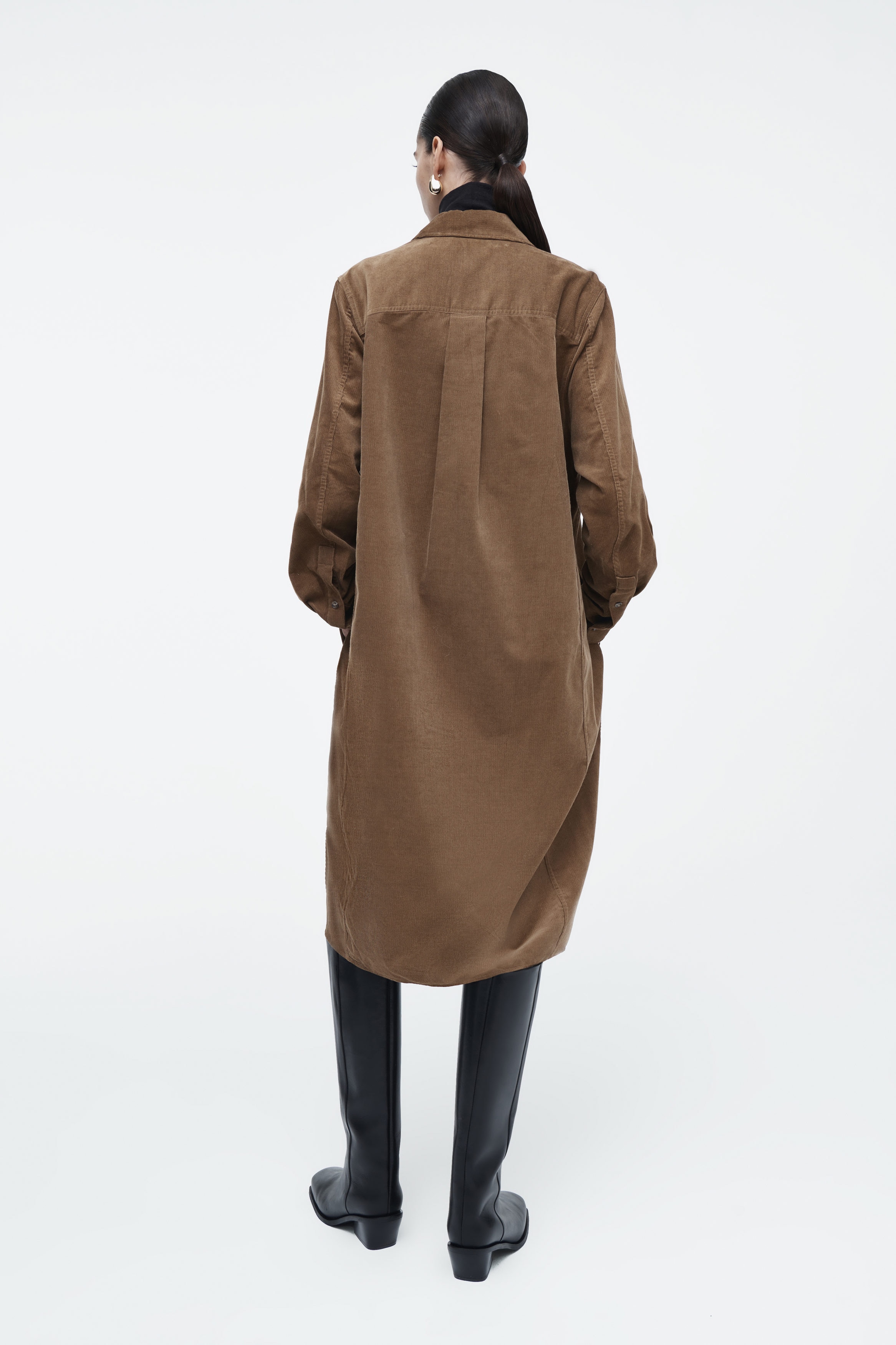 Dedicated 【 Shirt Lima Corduroy Tiger Brown Women 】 ファッション レディースファッション トップス その他トップス レデ CORDUROY MIDI SHIRT DRESS - AUBURN | COS