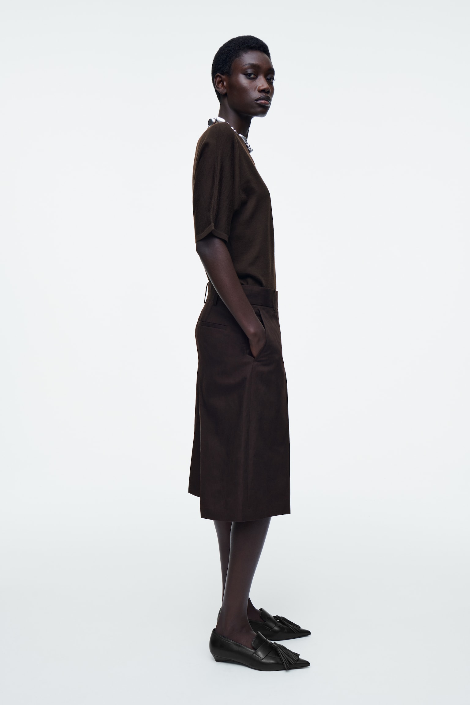 TAILORED LINEN-BLEND LONGLINE SHORTS - DARK BROWN - 5