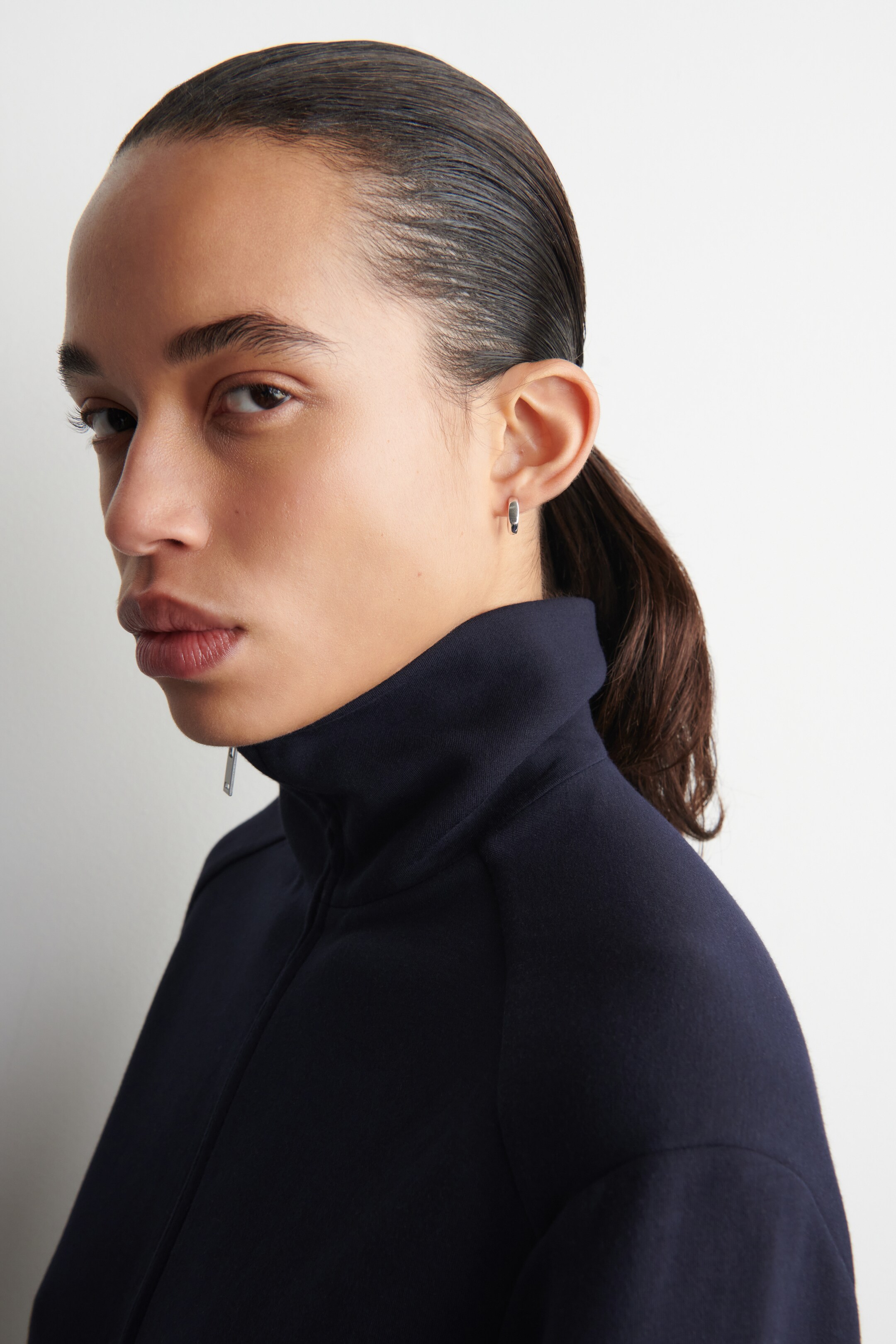 Agrandir l'image: VESTE DE SURVÊTEMENT EN NÉOPRÈNE - BLEU MARINE - FEMME | H&M CH 5