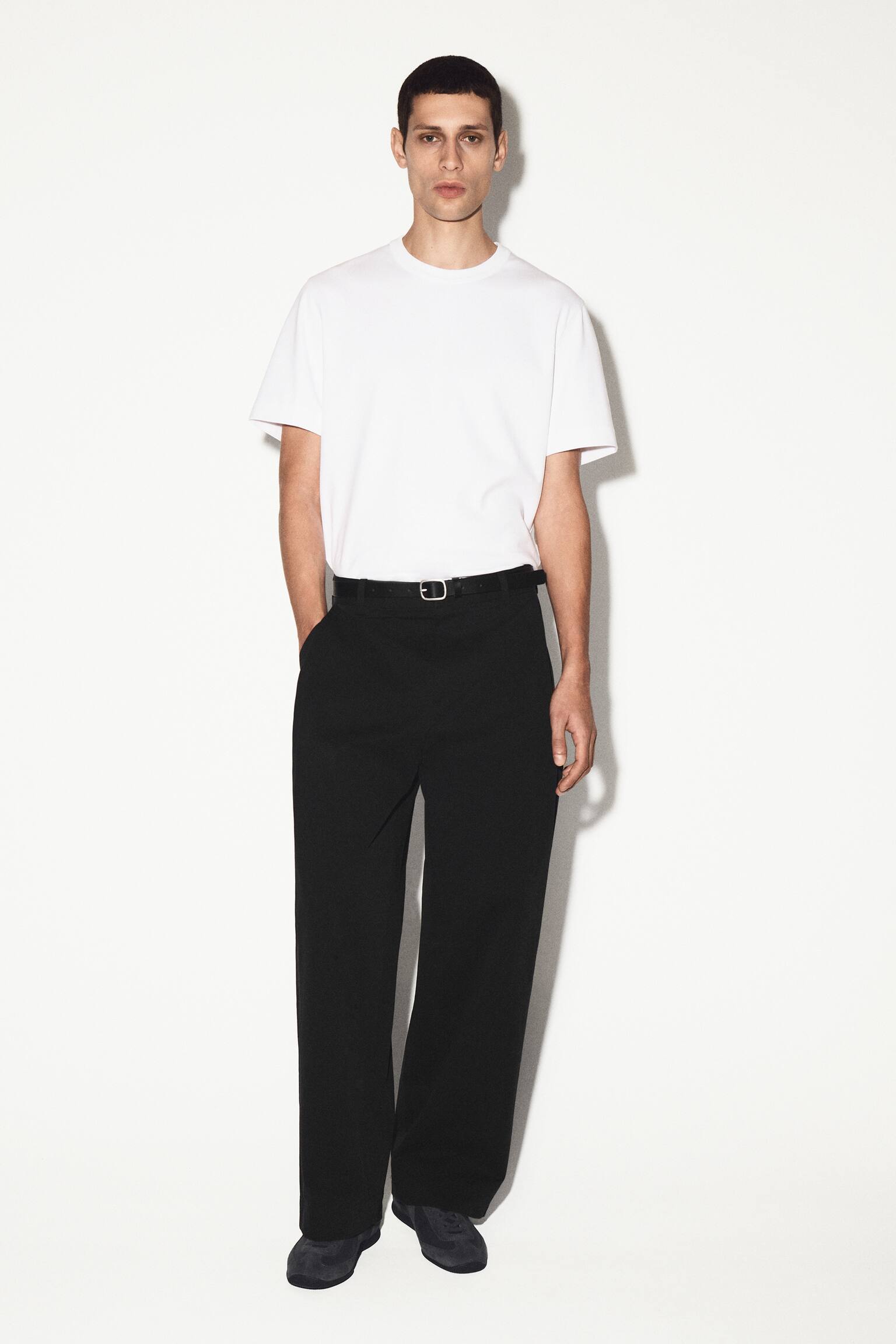 T-SHIRT I INTERLOCK-BOMULD MED CREWNECK - HVID/SORT/MARINEBLÅ / HVID / STRIBET/MARINEBLÅ/LYSEGRÅ - 8