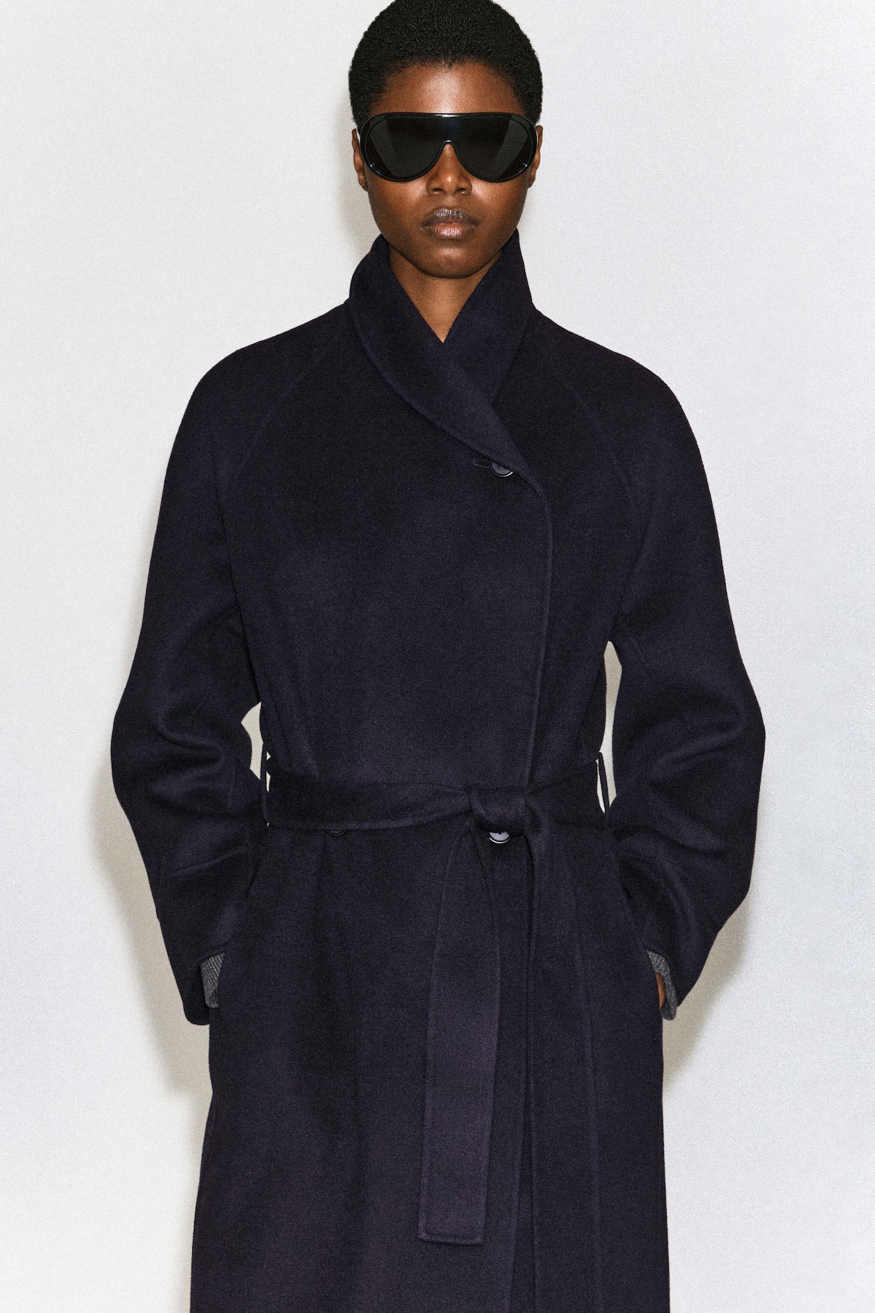 SHAWL-COLLAR DOUBLE-FACED WOOL LONG COAT — NAVY
