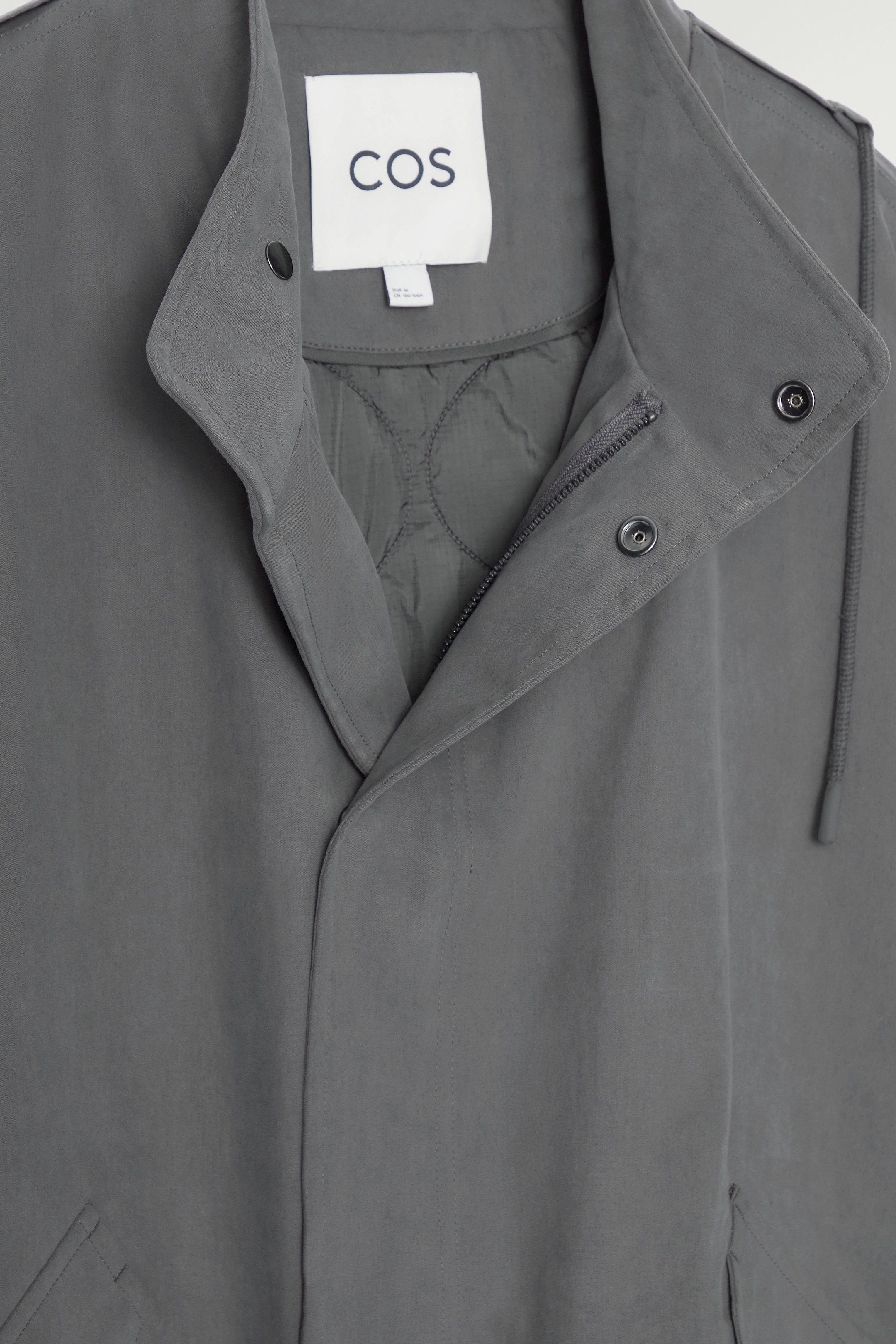Grösseres Bild ansehen: BOMBERJACKE MIT KAPUZE - GRAU - HERREN | H&M CH 2