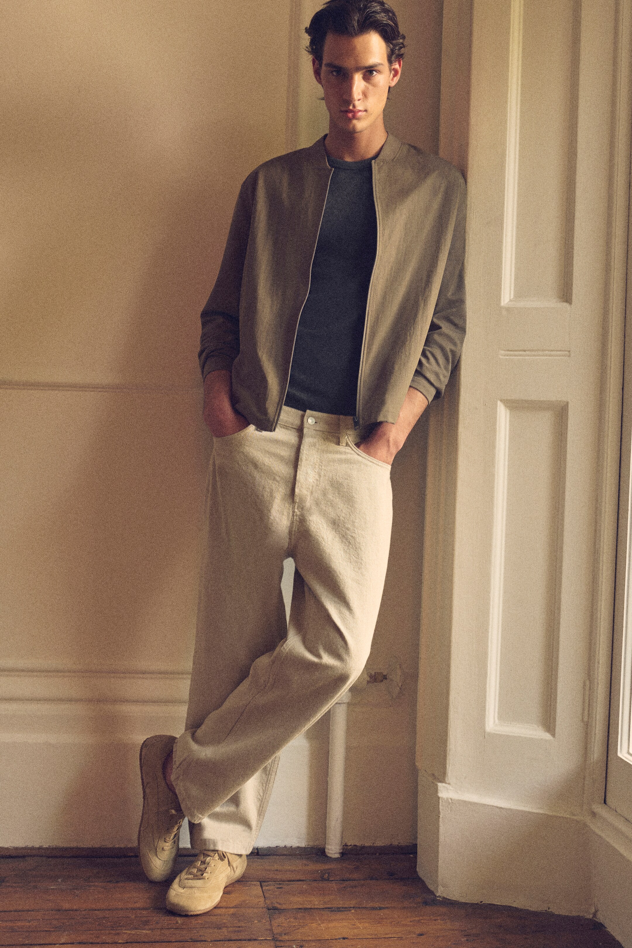 Größeres Bild anzeigen: BOMBERJACKE MIT JERSEY-EINSÄTZEN - GRAUBRAUN - Men | H&M AT 7