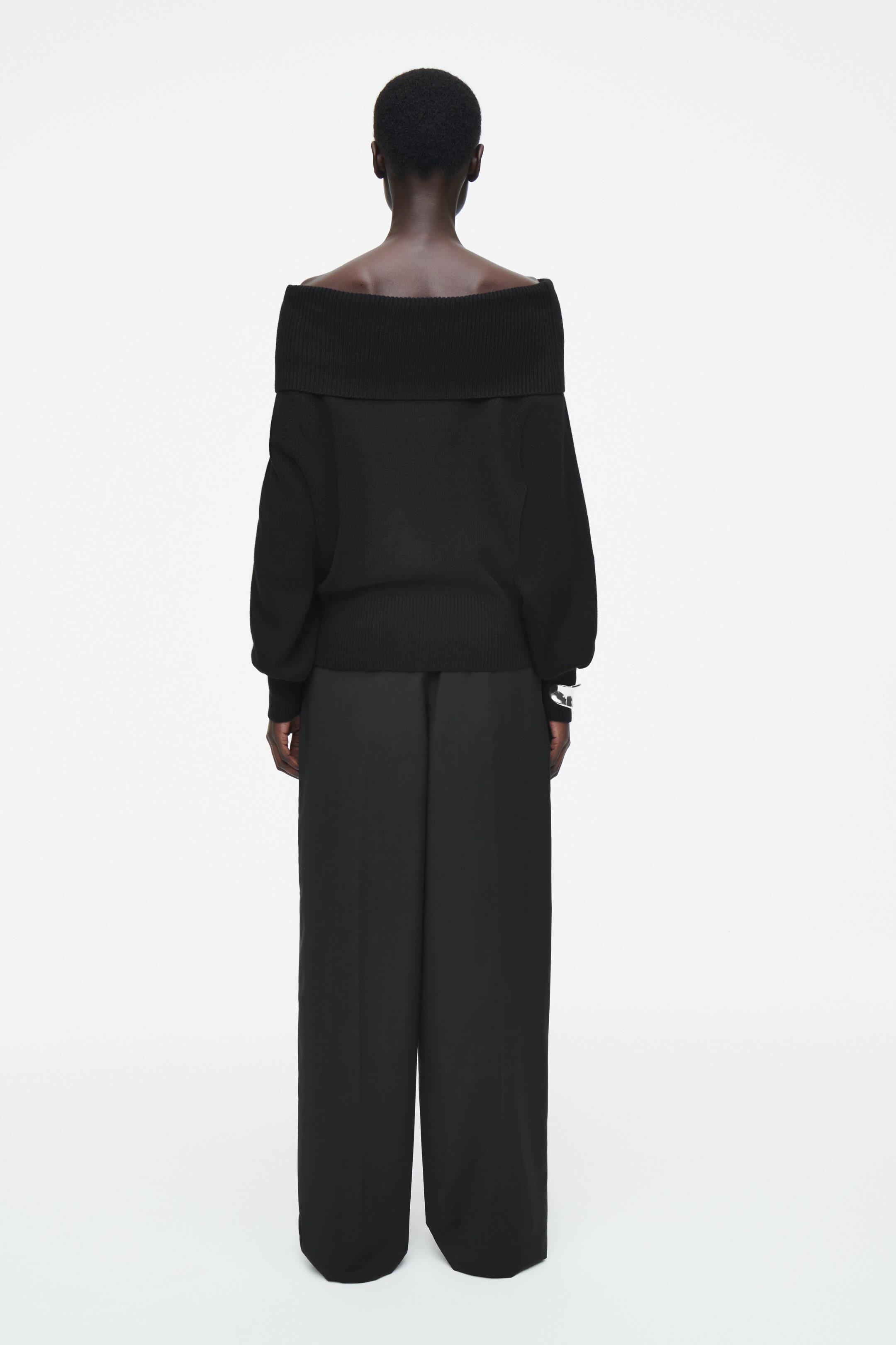 Grösseres Bild ansehen: SCHULTERFREIER PULLOVER AUS MERINOWOLLE - SCHWARZ - DAMEN | H&M CH 6