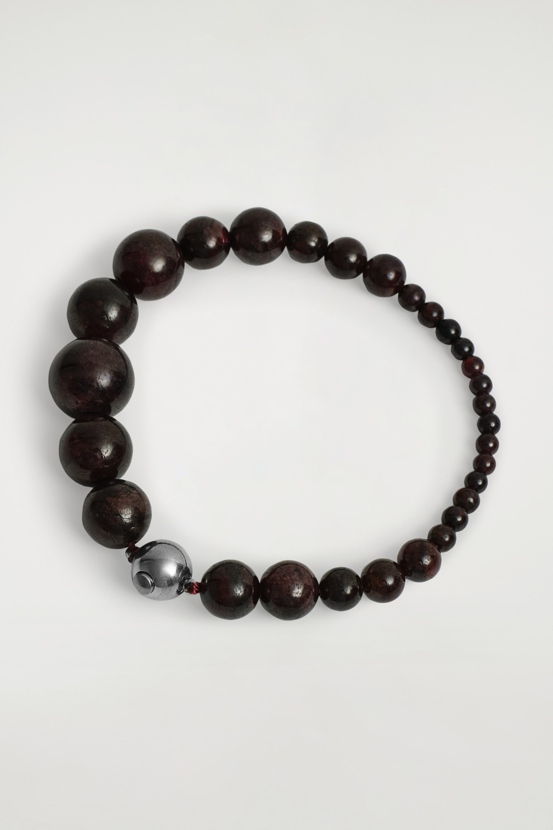 Ingrandisci l'immagine: GARNET BEADED BRACELET - DARK BROWN - DONNA | H&M CH 2