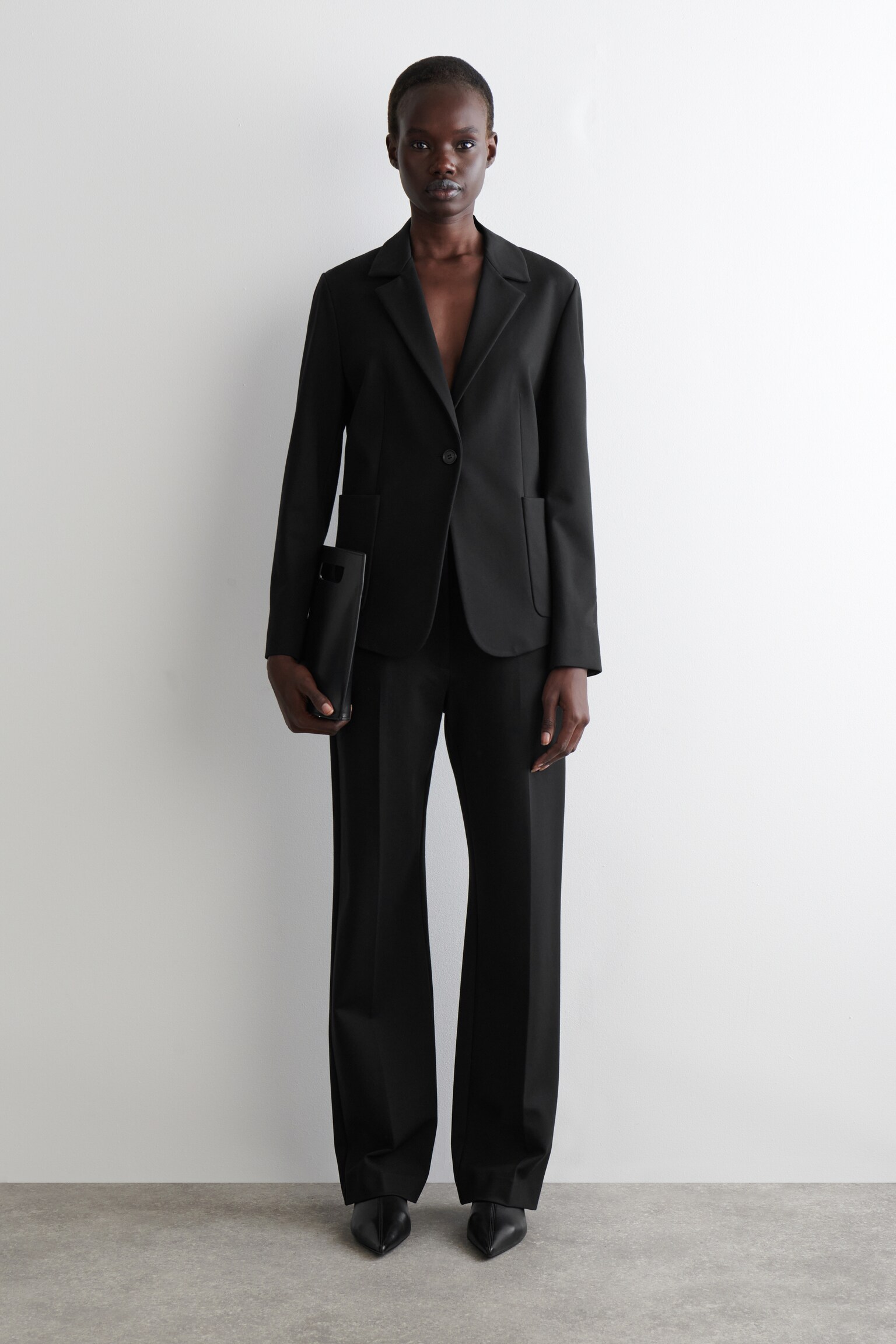 BLAZER SLIM-FIT DE BOTONADURA SENCILLA - NEGRO - 5