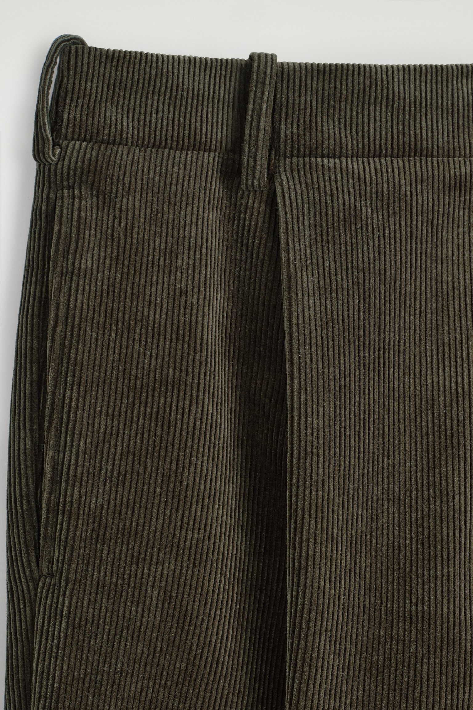 PANTALON DROIT À PLIS EN VELOURS CÔTELÉ - KAKI FONCÉ/BLEU MARINE - 6