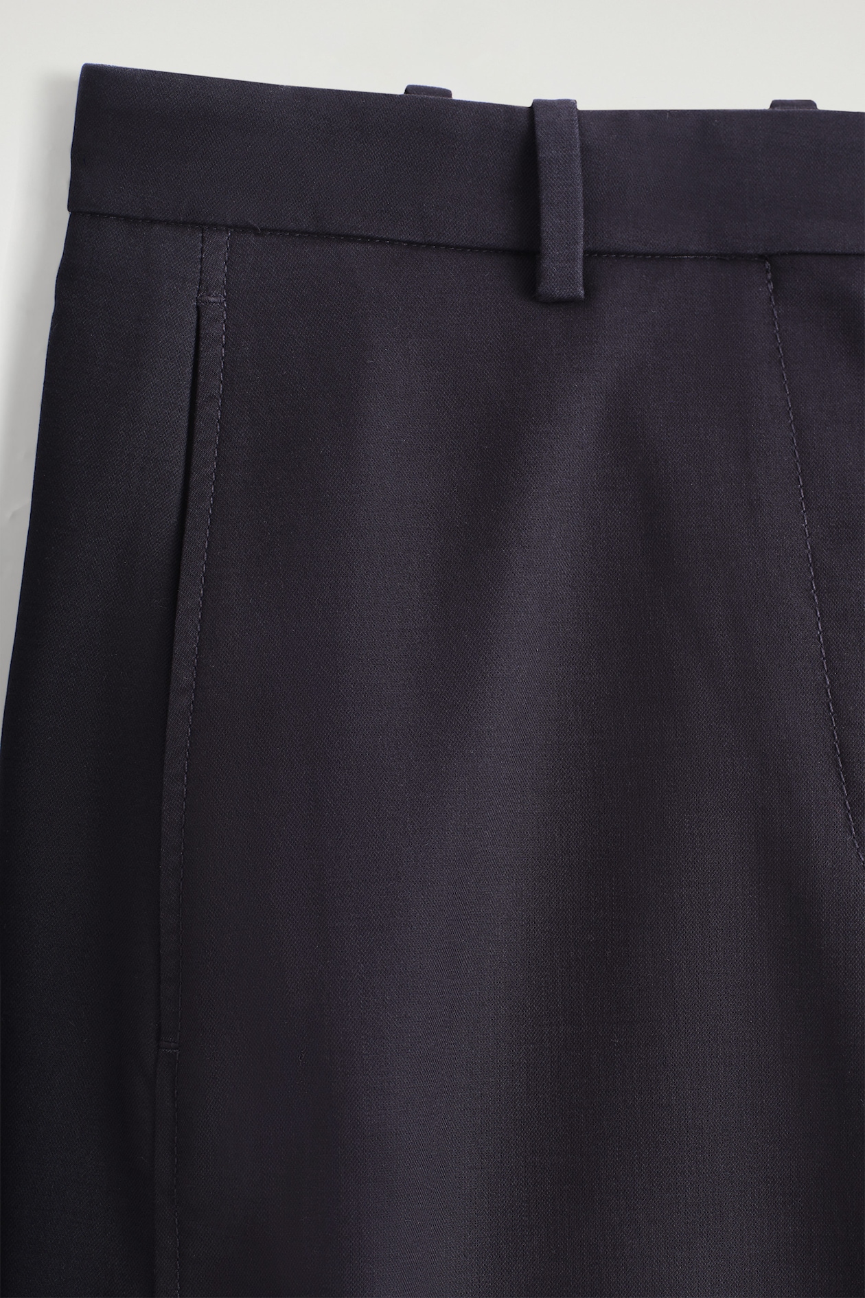 BARREL-LEG COTTON CHINOS — NAVY