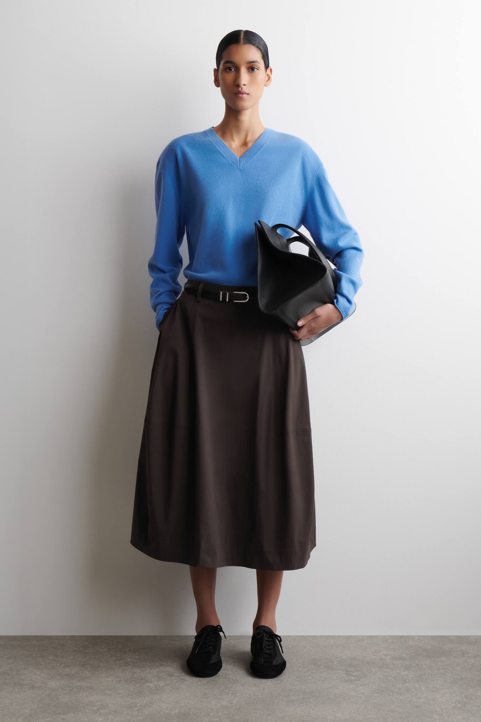 VOLUMINOUS COTTON MIDI SKIRT - חום - 1