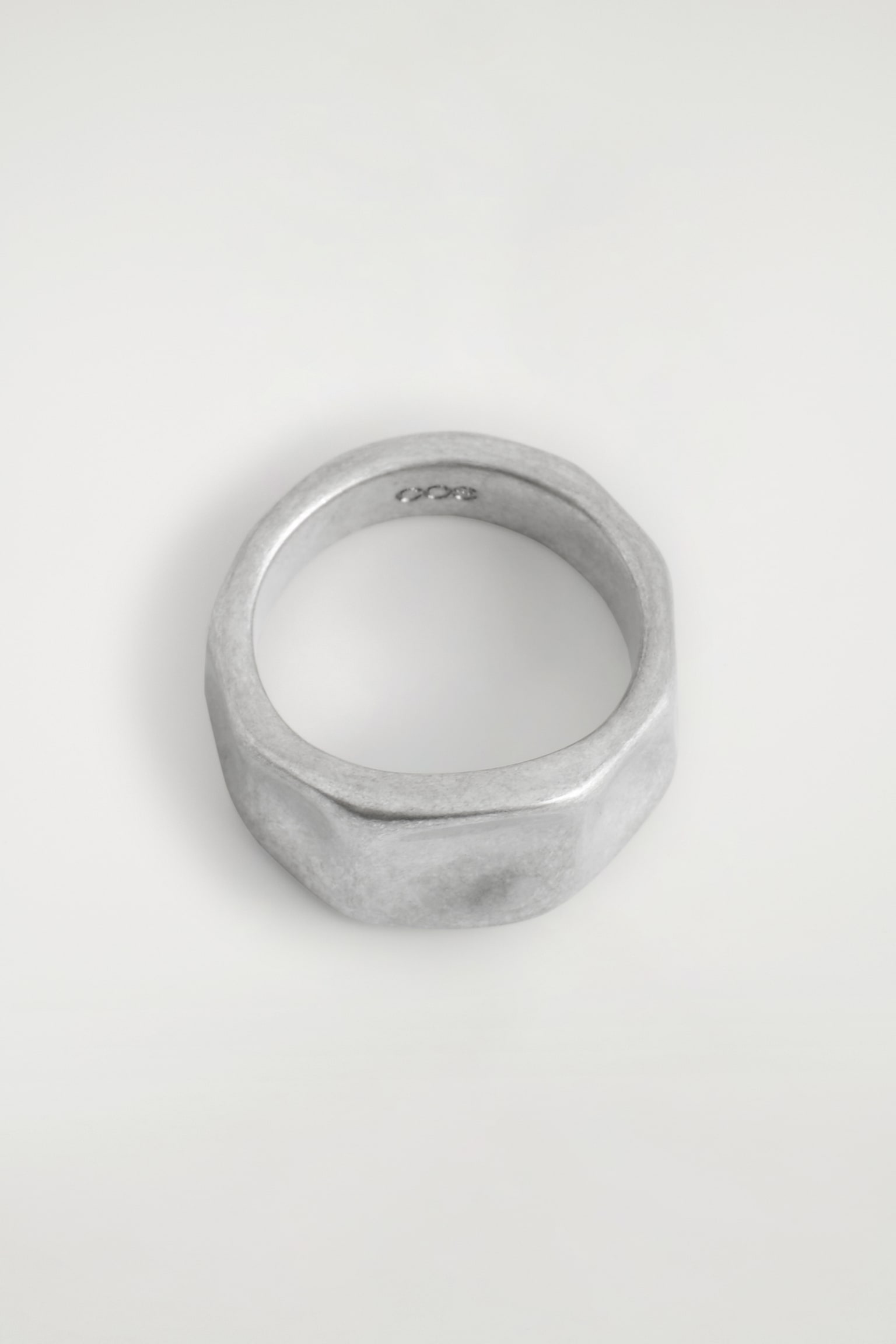 CHUNKY HAMMERED RING - SILVER - 3